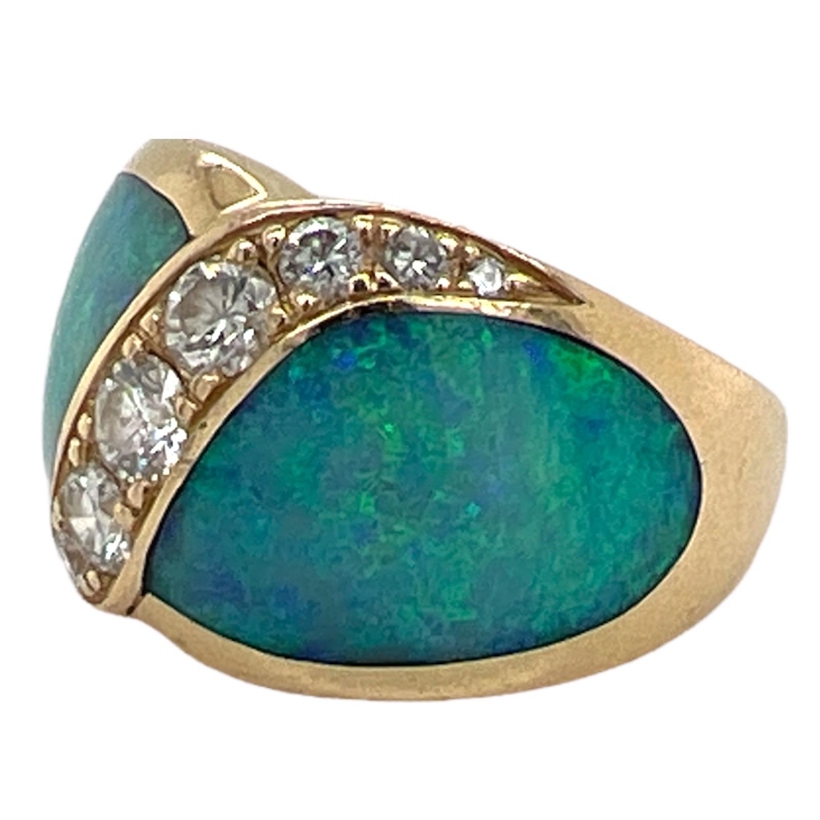 Kabana Moderner Designer-Ring aus 14 Karat Gelbgold mit Diamant-Opal-Intarsien im Zustand „Hervorragend“ in Boca Raton, FL