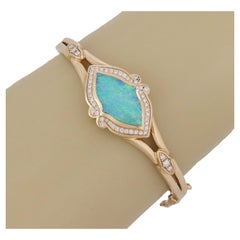Kabana Bracelet jonc à motif floral fantaisie en or jaune 14 carats avec opale étoilée et diamant