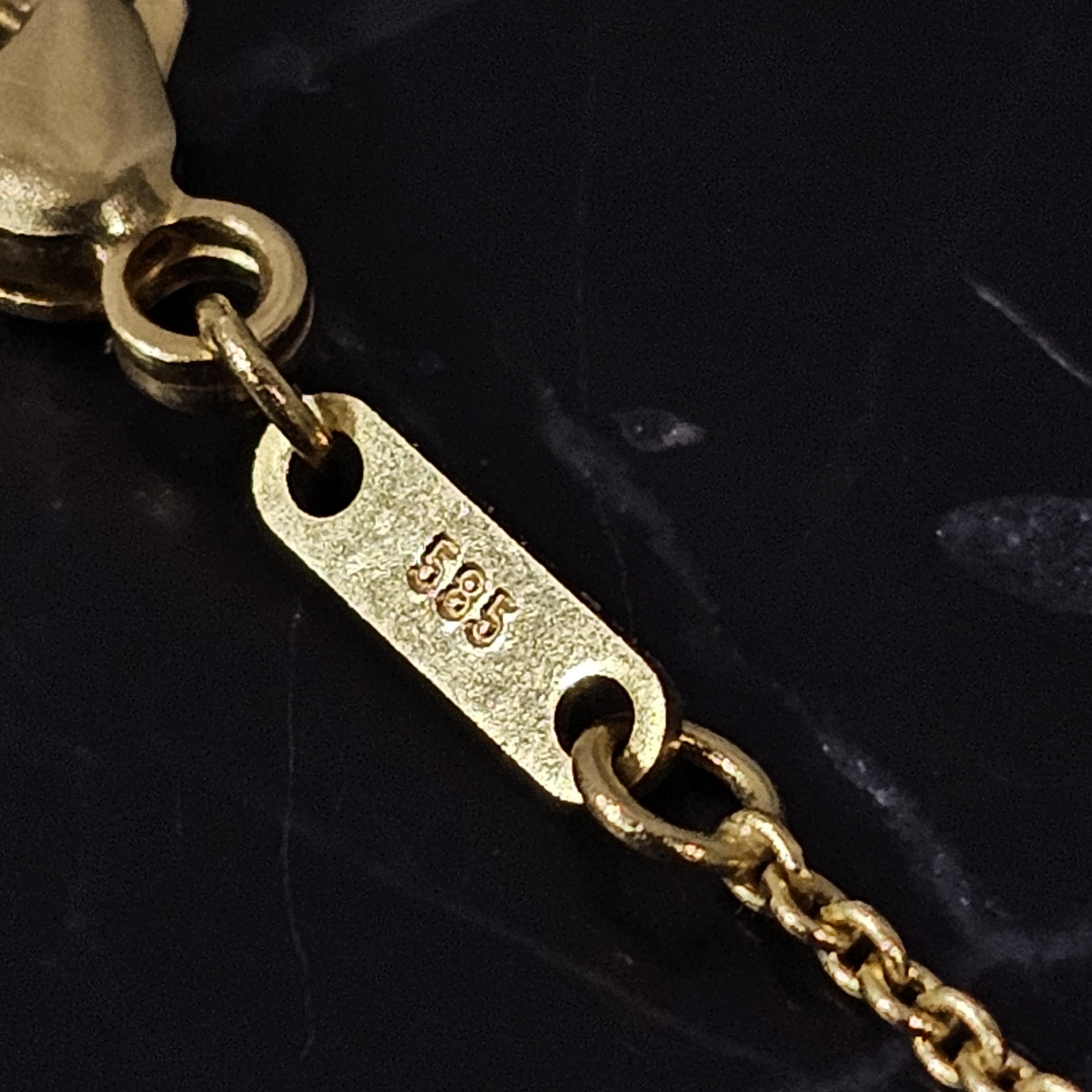 Collana Kabana con ciondolo di ostriche spinose Madreperla Diamante Oro 14k in vendita 5