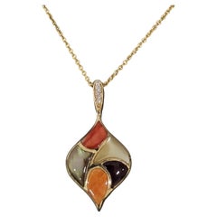 Collana Kabana con ciondolo di ostriche spinose Madreperla Diamante Oro 14k