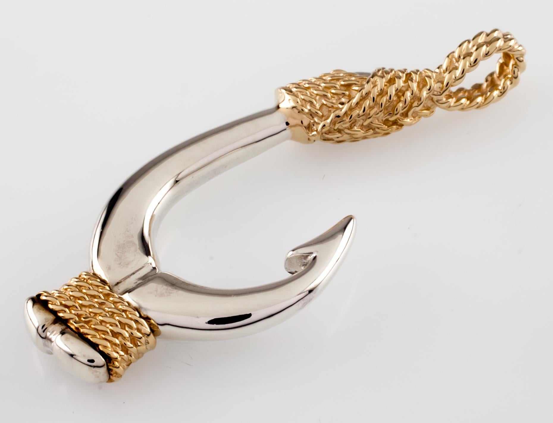 Gorgeous Fishhook Pendant
Features Sterling Silver Fishhook with 14k Gold Accents
Total Length = 44 mm
Total Mass = 9.4 grams
Gorgeous Piece!