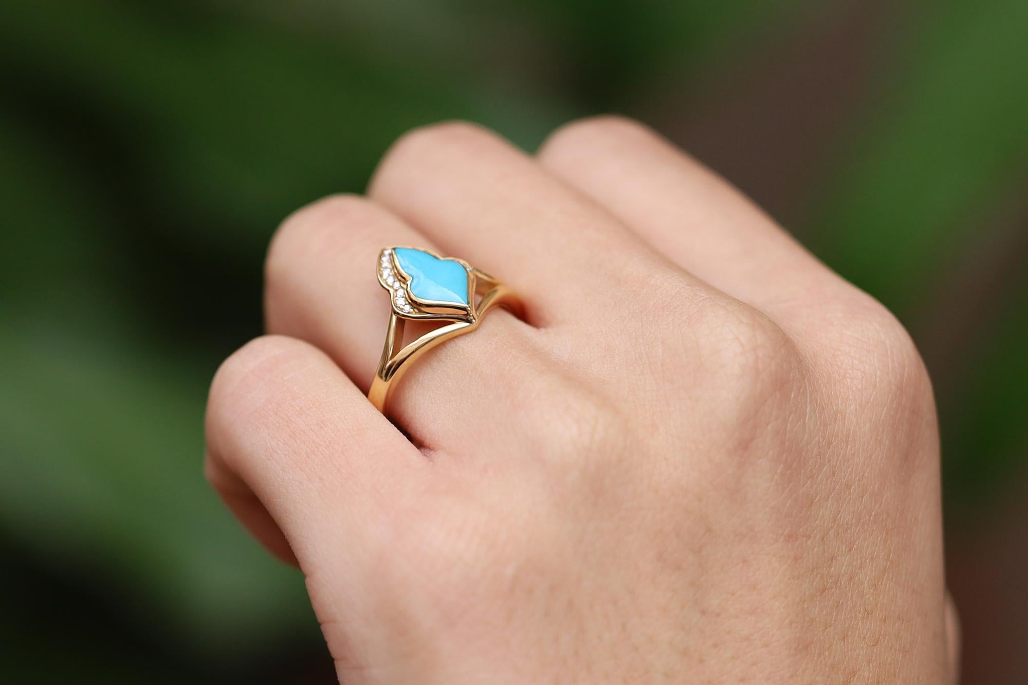 Kabana Turquoise and Diamond 14k Gold Ladies Ring In New Condition For Sale In Santa Barbara, CA