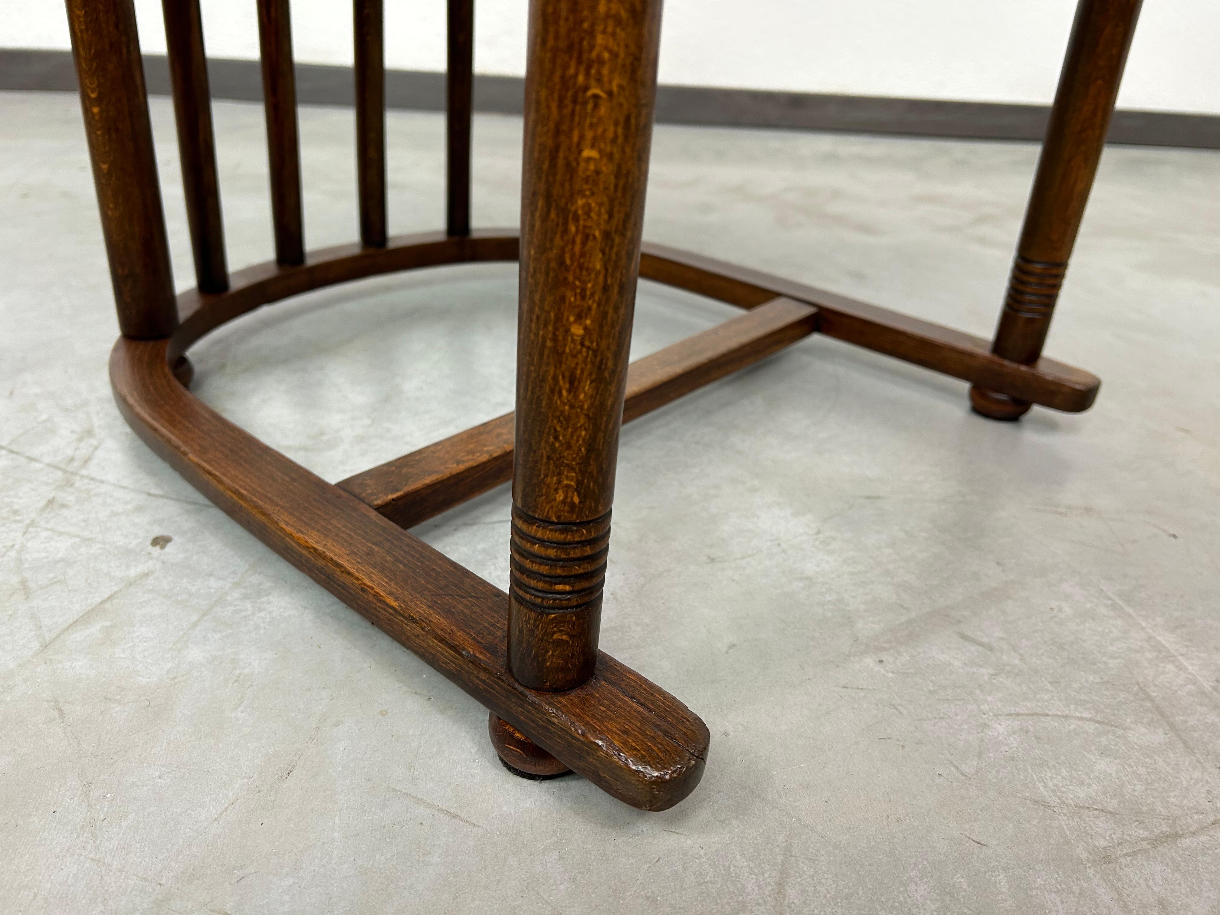Kabaret Fledermaus chairs no.729 by Josef Hoffmann for Thonet Mundus 2