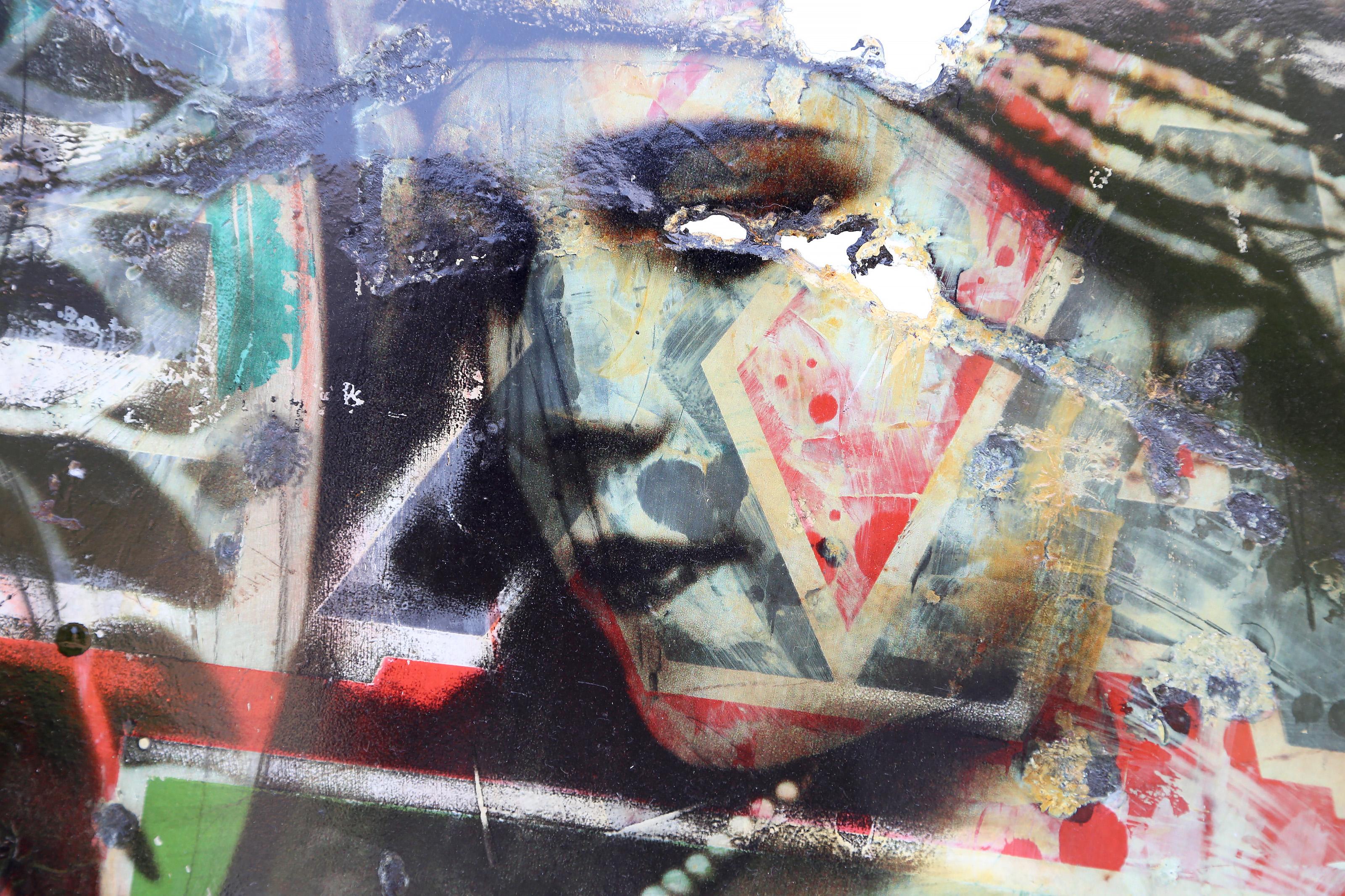 Texaco, pittura Pop Art a tecnica mista su cartello smaltato di Kadir Lopez in vendita 2