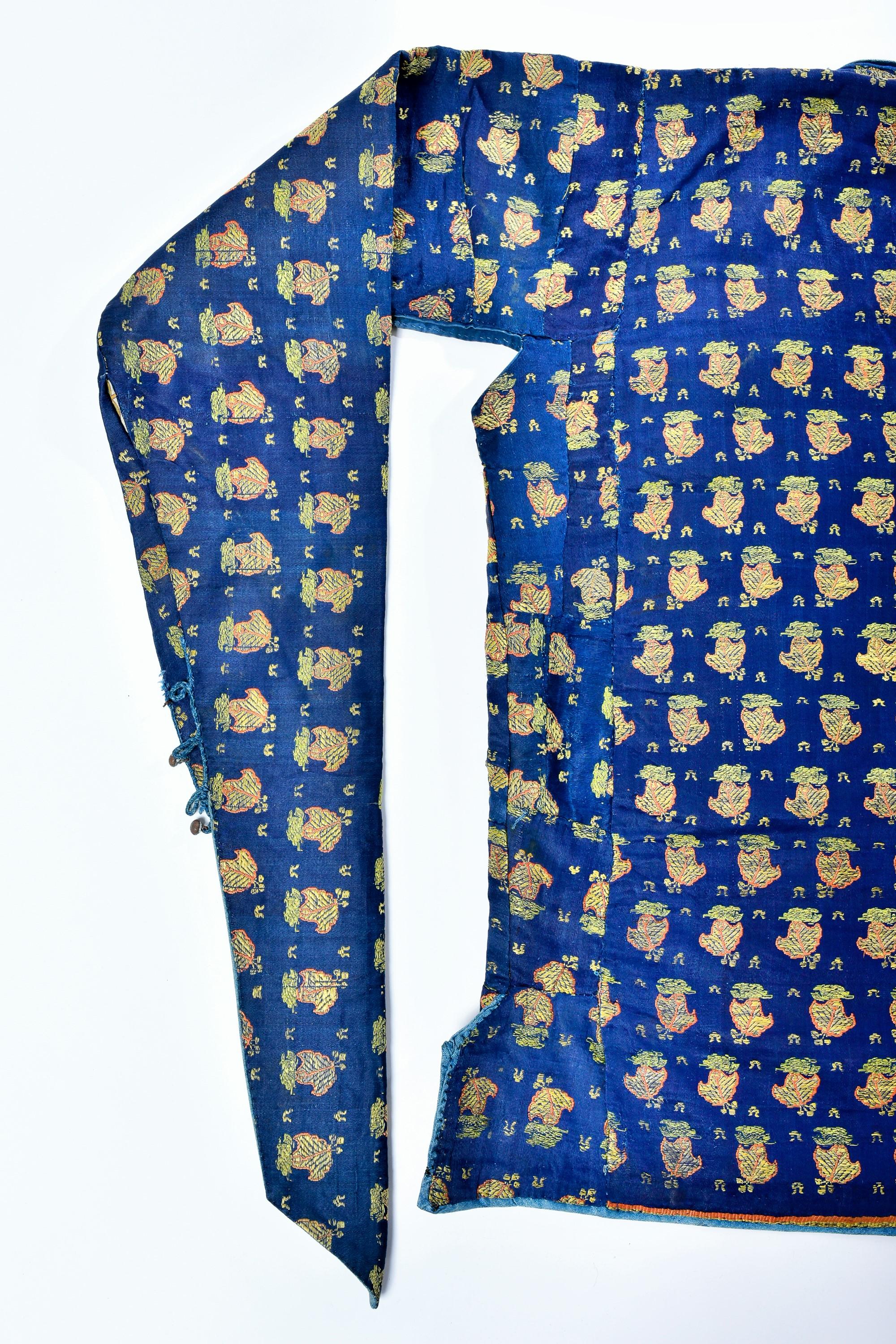 Veste Kadjar en brocart et doublure en coton imprimé avec lampadaires, Perse, XIXe siècle en vente 2