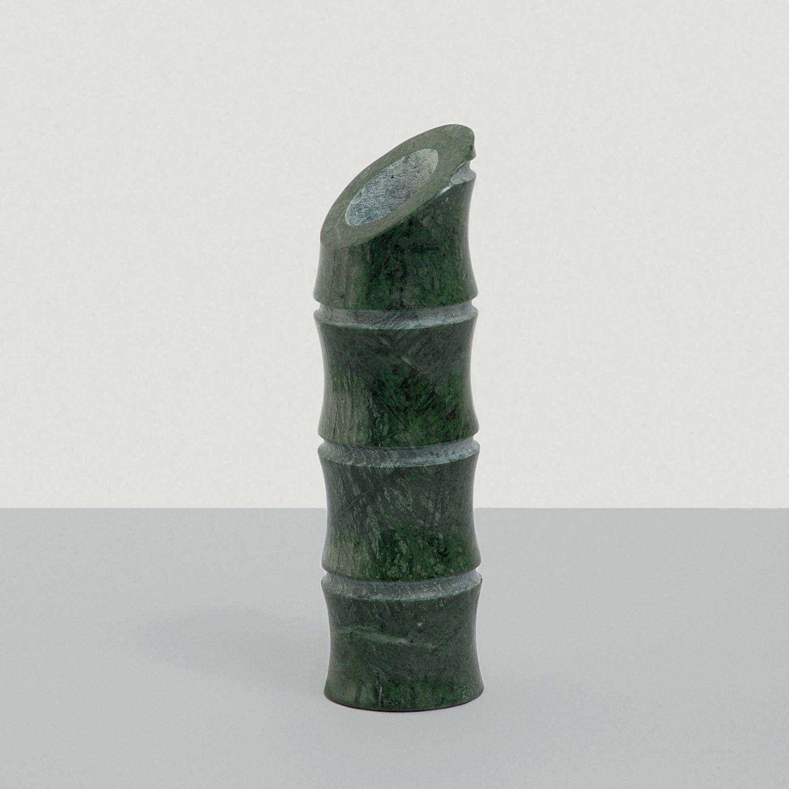 Kadomatsu Vase Medium by Michele Chiossi In New Condition In Geneve, CH
