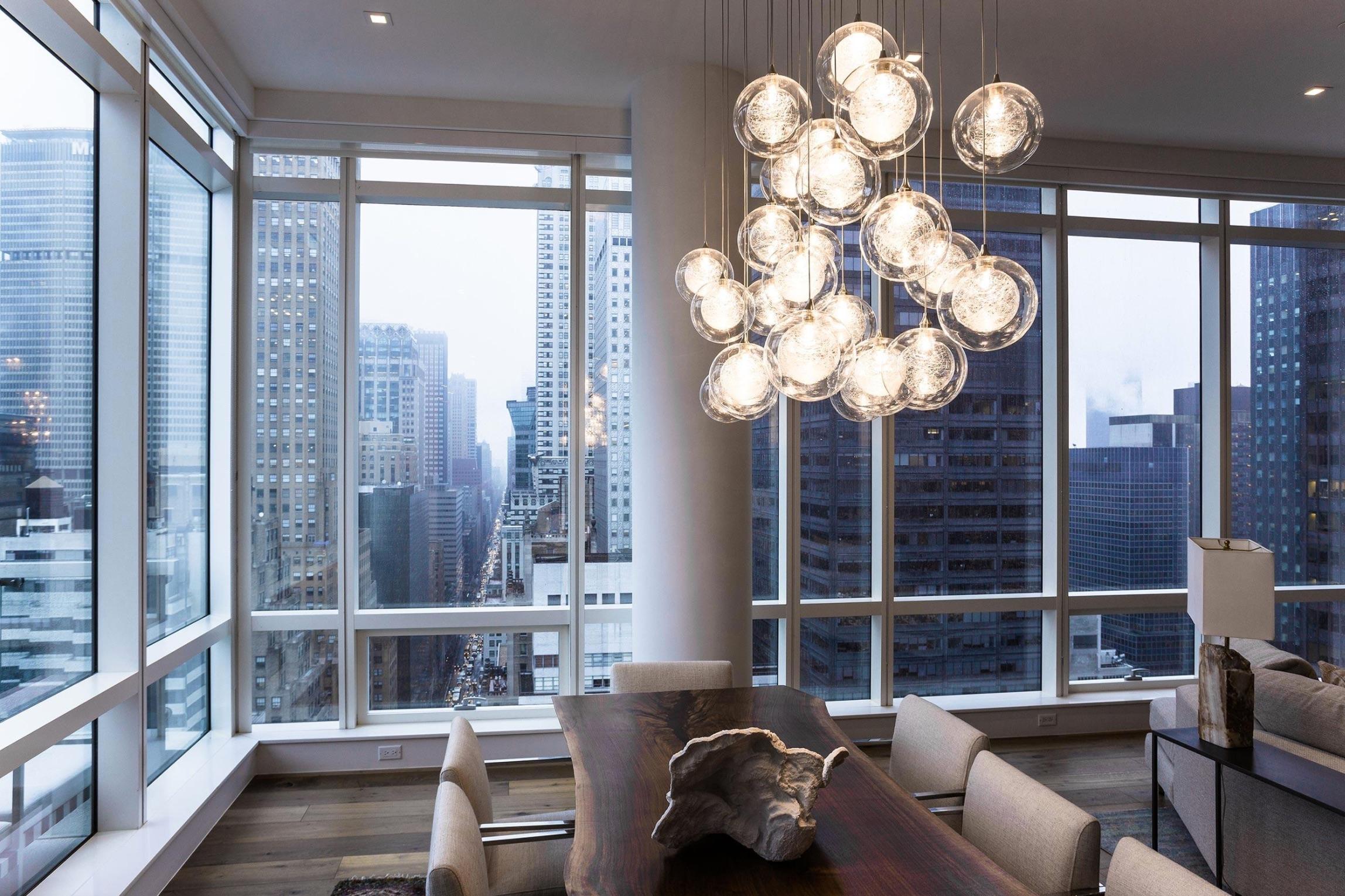 Powder-Coated Kadur Drizzle 22, Mixed Blown Glass Pendant Dining Room Chandelier by Shakuff