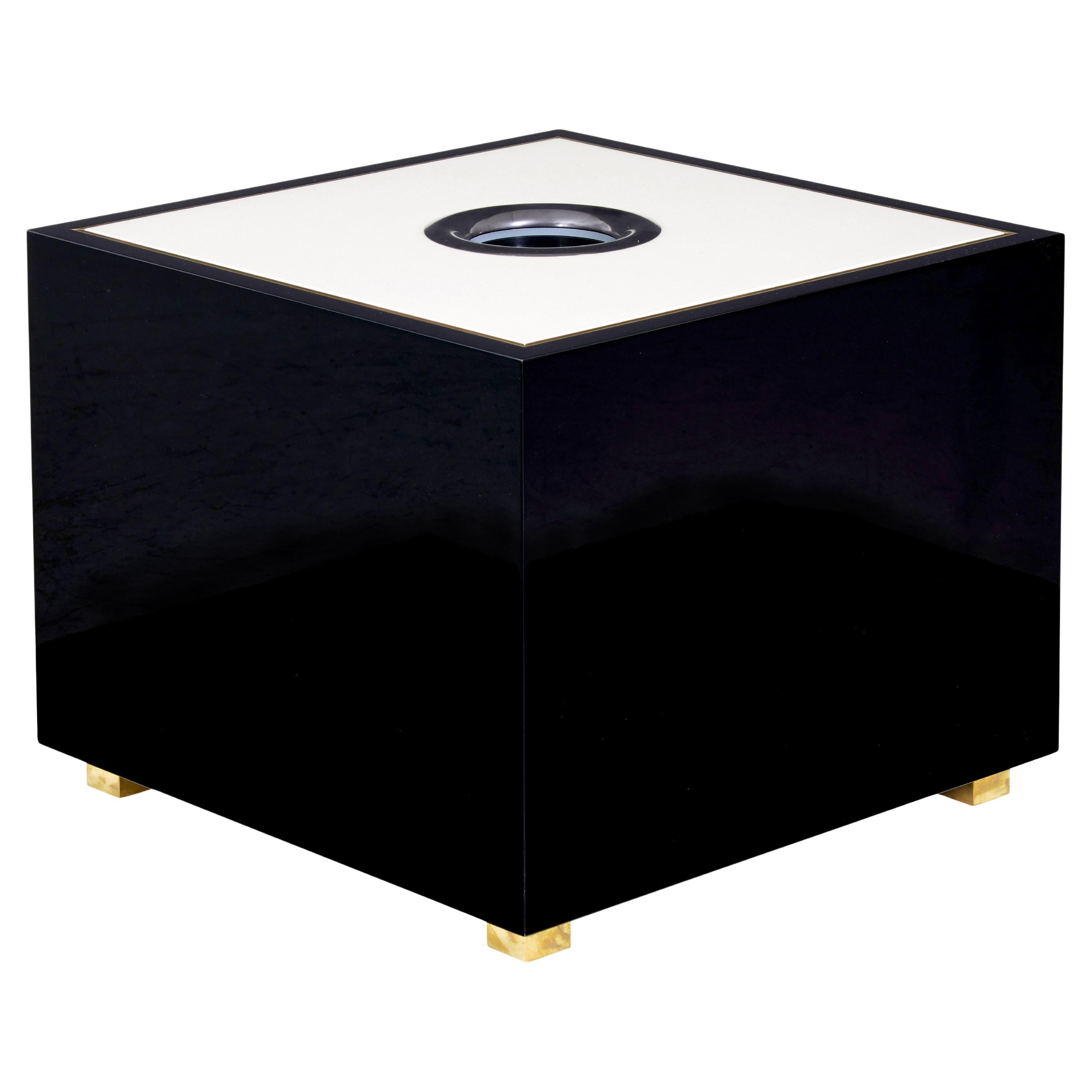 Table de bar d'appoint avec refroidisseur de vin Kaelo en vente