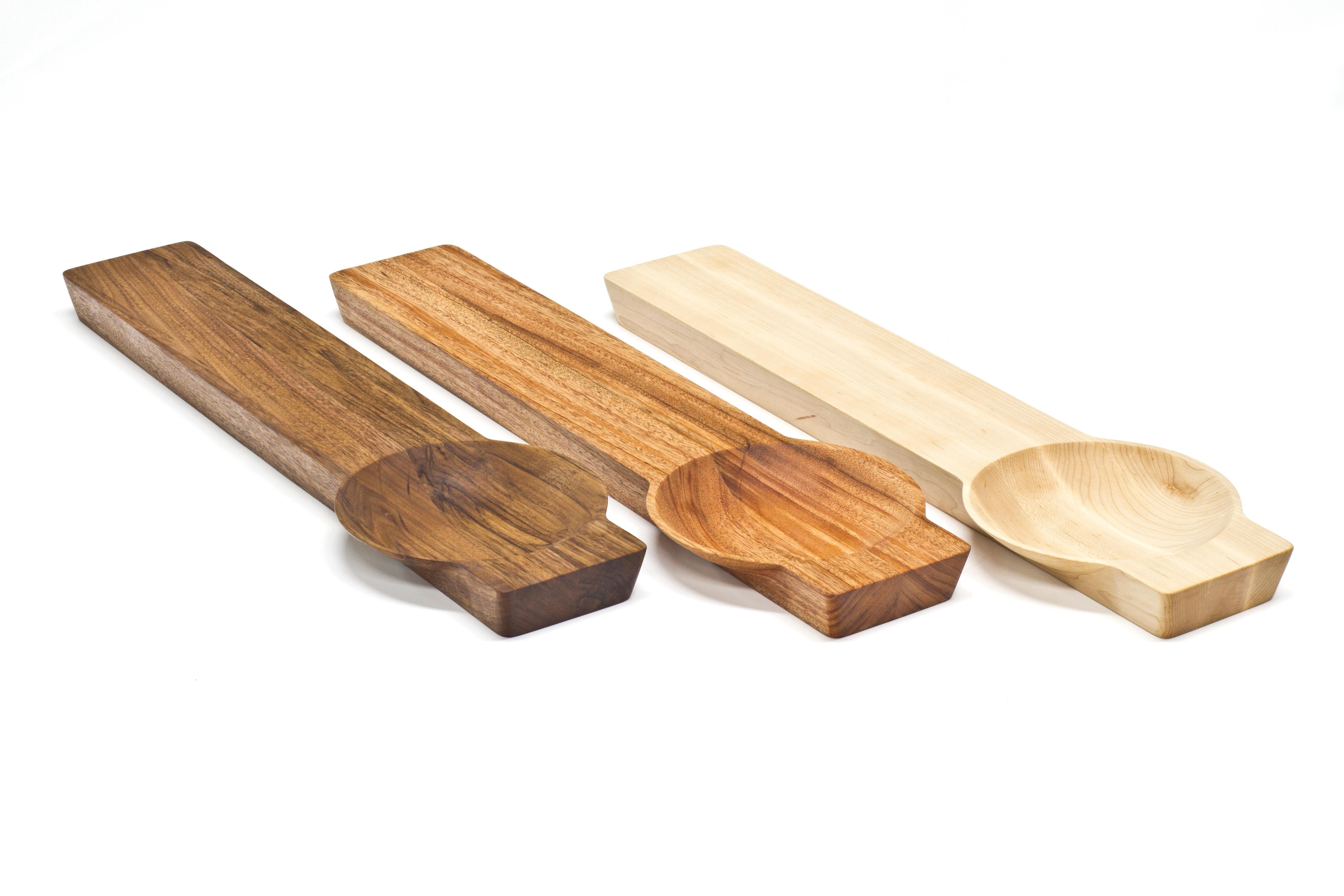 Contemporary Kafi 1 Cheese Board in Oiled Maple by Martin Leugers & Tricia Wright for Wooda For Sale