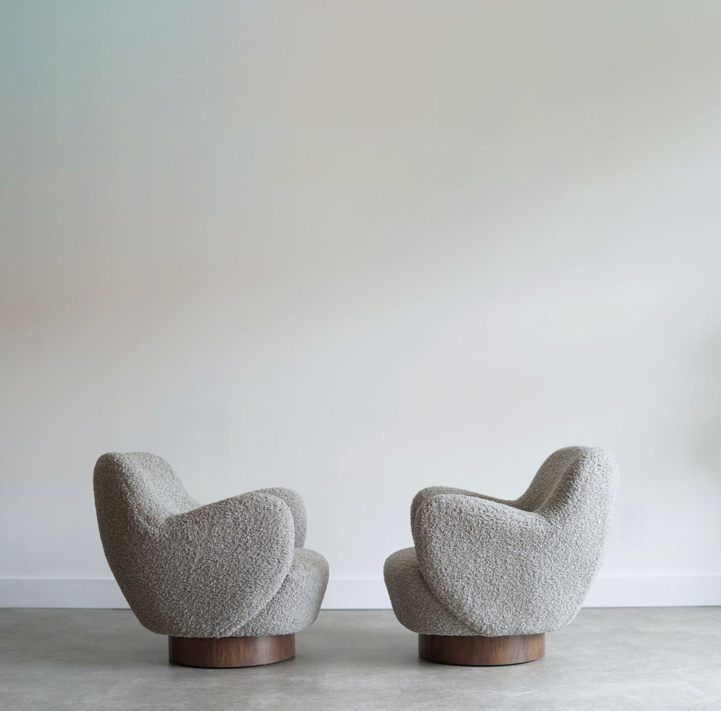 Kagan-Dreyfuss Swivel Chairs, Model 100A, by Vladimir Kagan, C. 1960s In Excellent Condition For Sale In Westport, CT