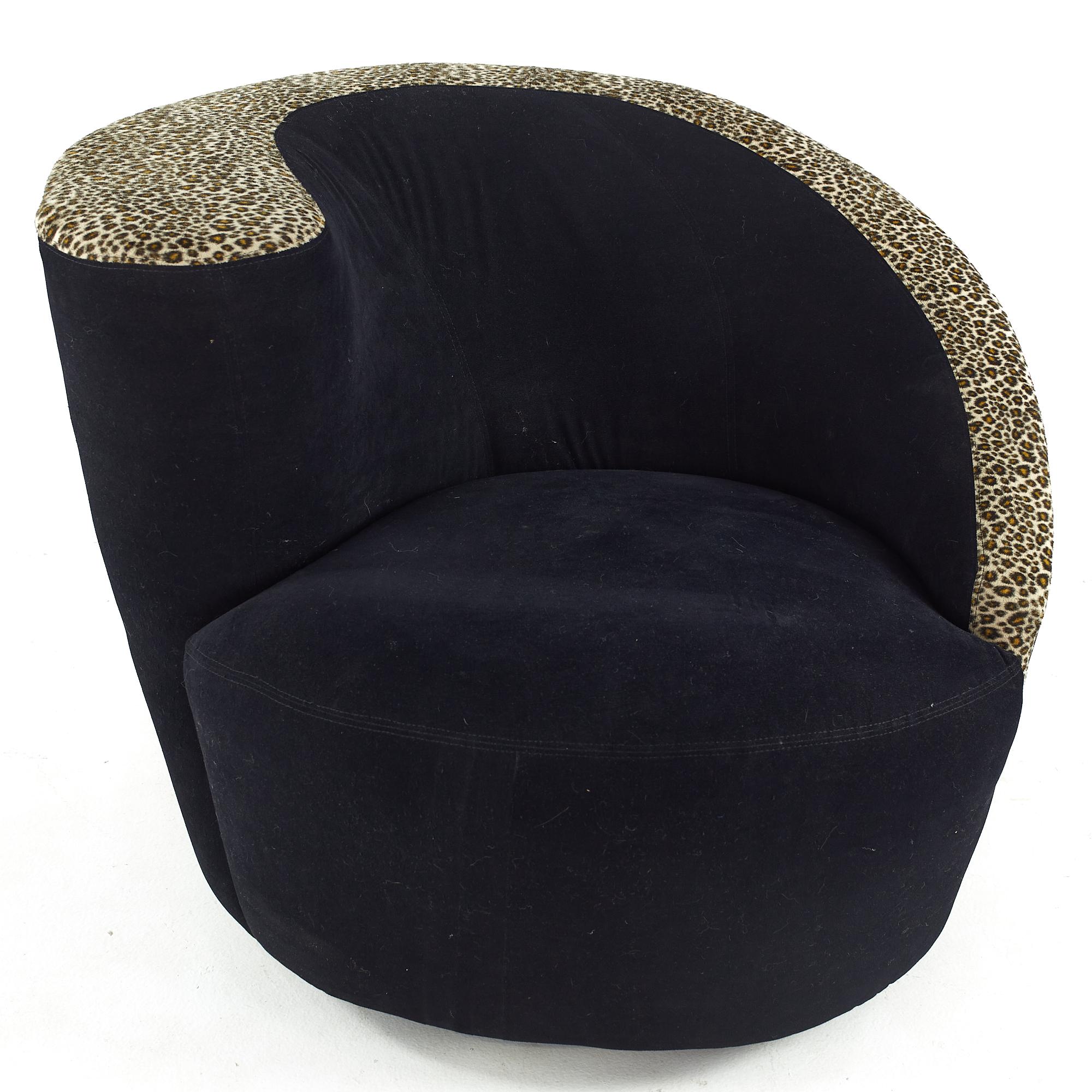 Kagan Style Weiman Midcentury Nautilus Swivel Lounge Chair, Pair For Sale 5