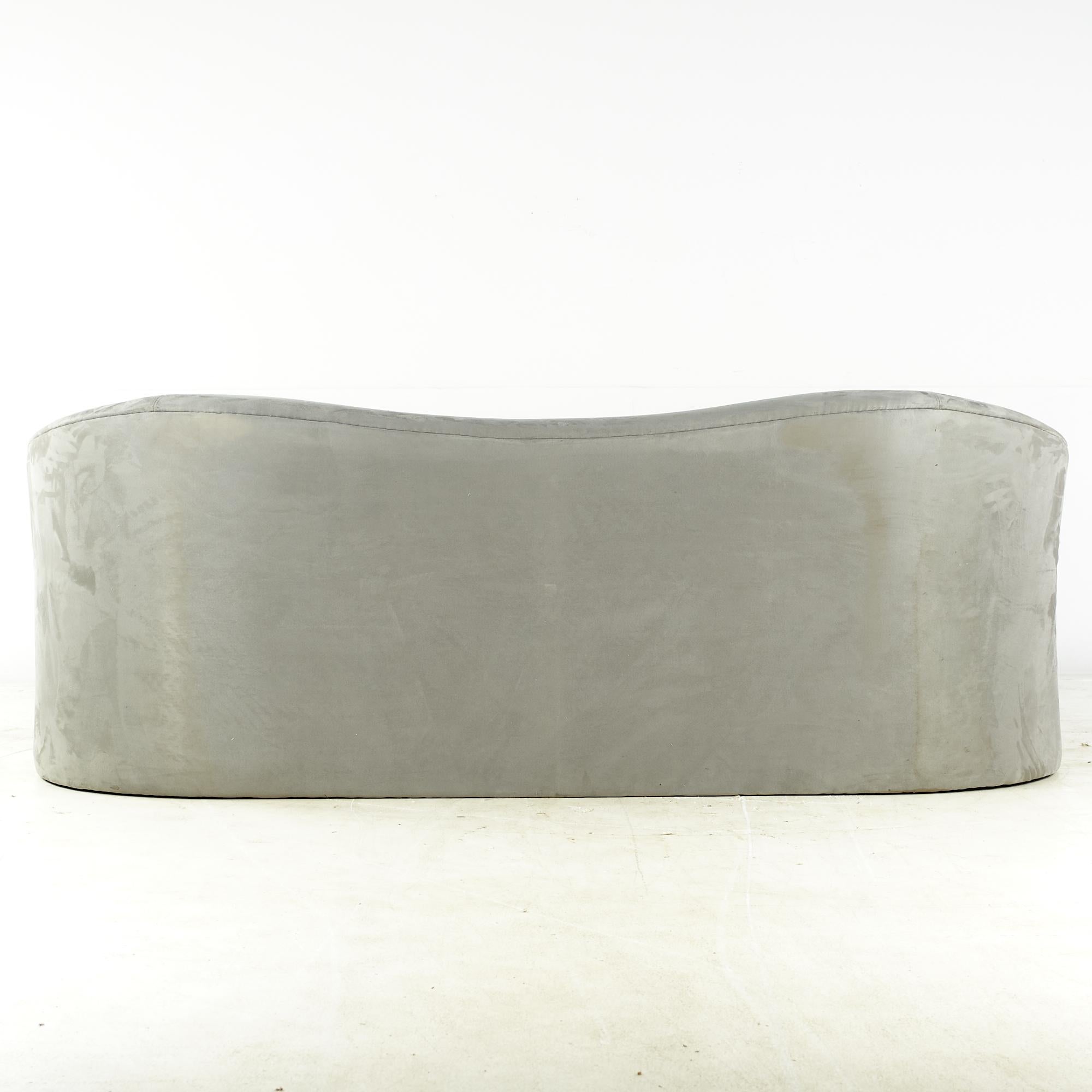Kagan Style Weiman Midcentury Sculptural Curved Sofa In Good Condition For Sale In Countryside, IL