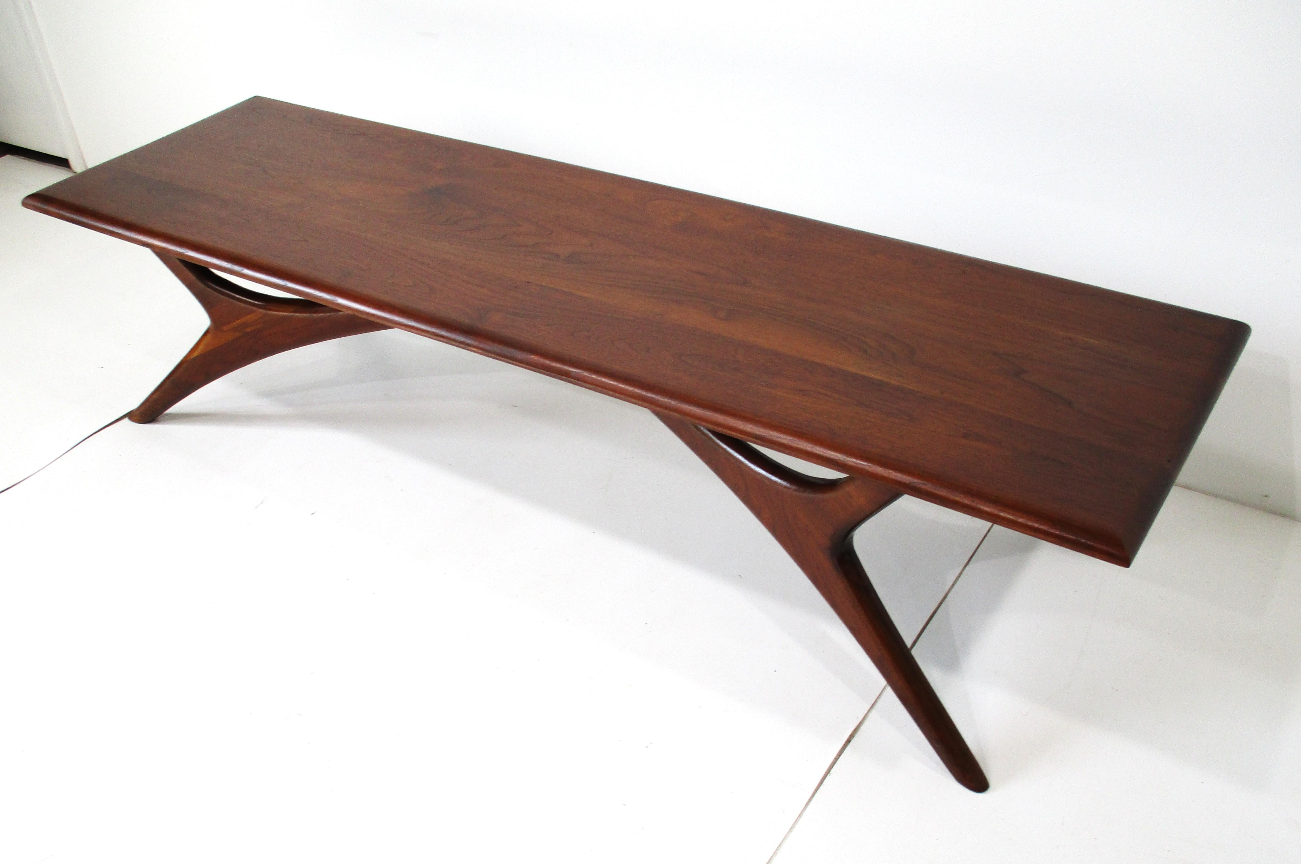 Sculptural Walnut Coffee Table by Josef Otmar in vendita 4