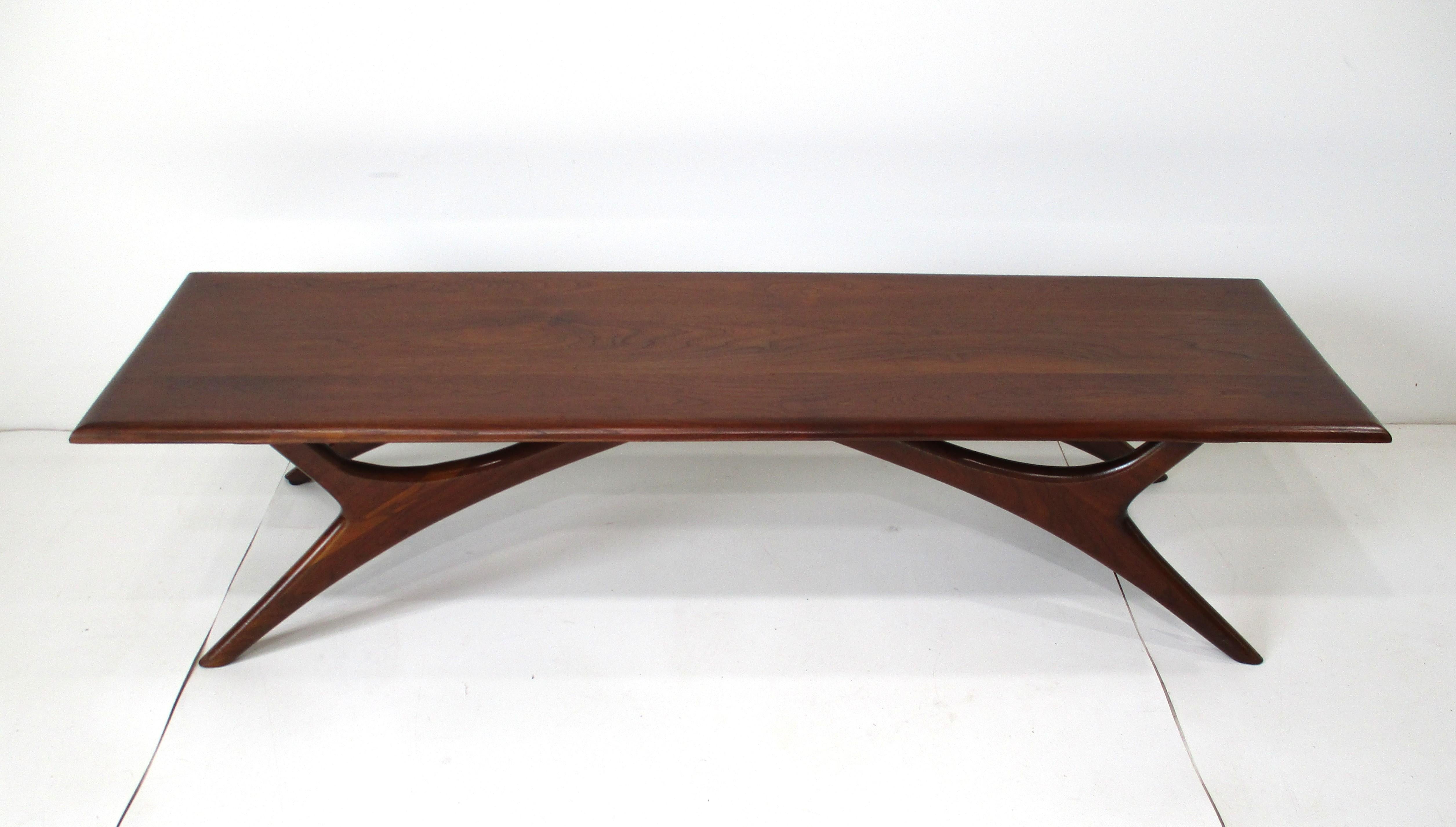 Sculptural Walnut Coffee Table by Josef Otmar in vendita 5