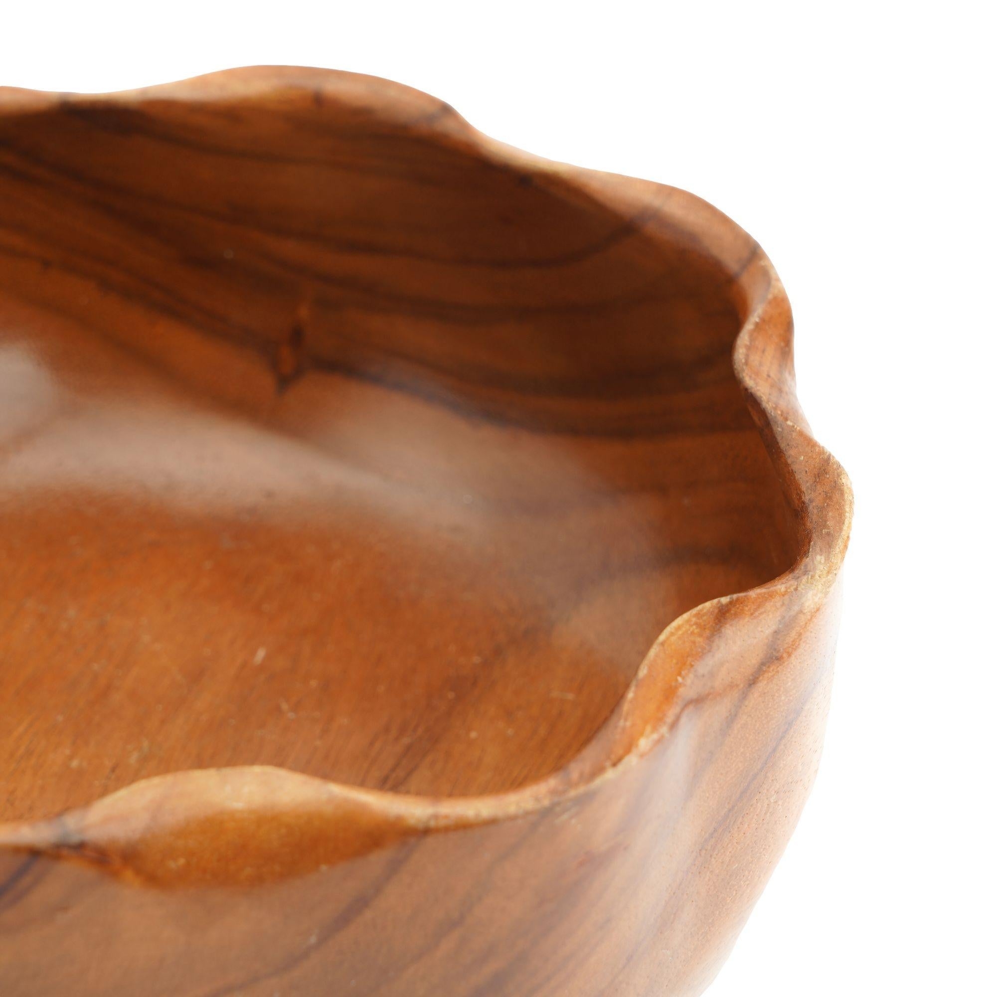 American Kahana Traders hand carved monkeypod wood bowl, 1950-55 For Sale