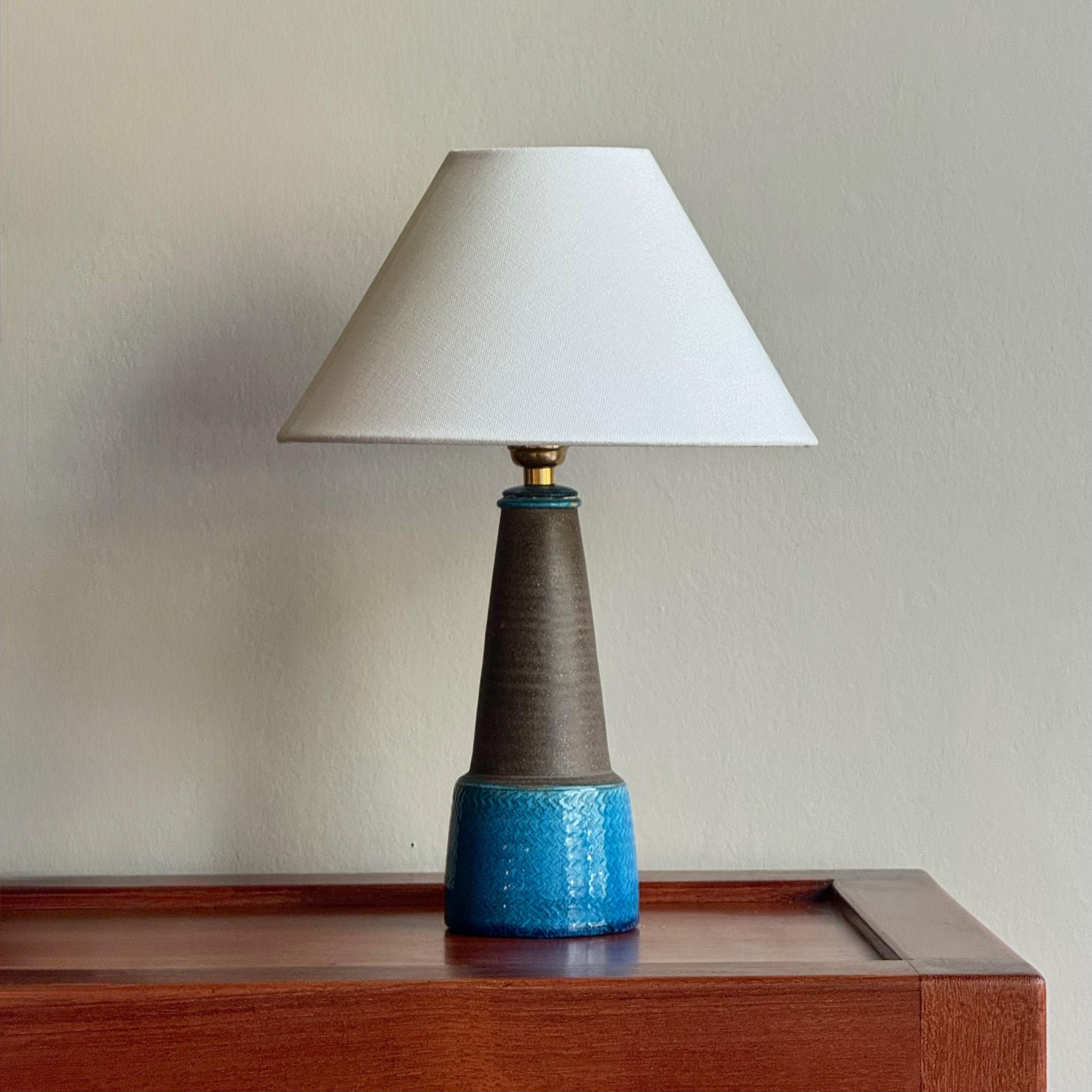 Milieu du XXe siècle Kähler, lampe de table en grès bleu #6 Danemark années 1950 en vente