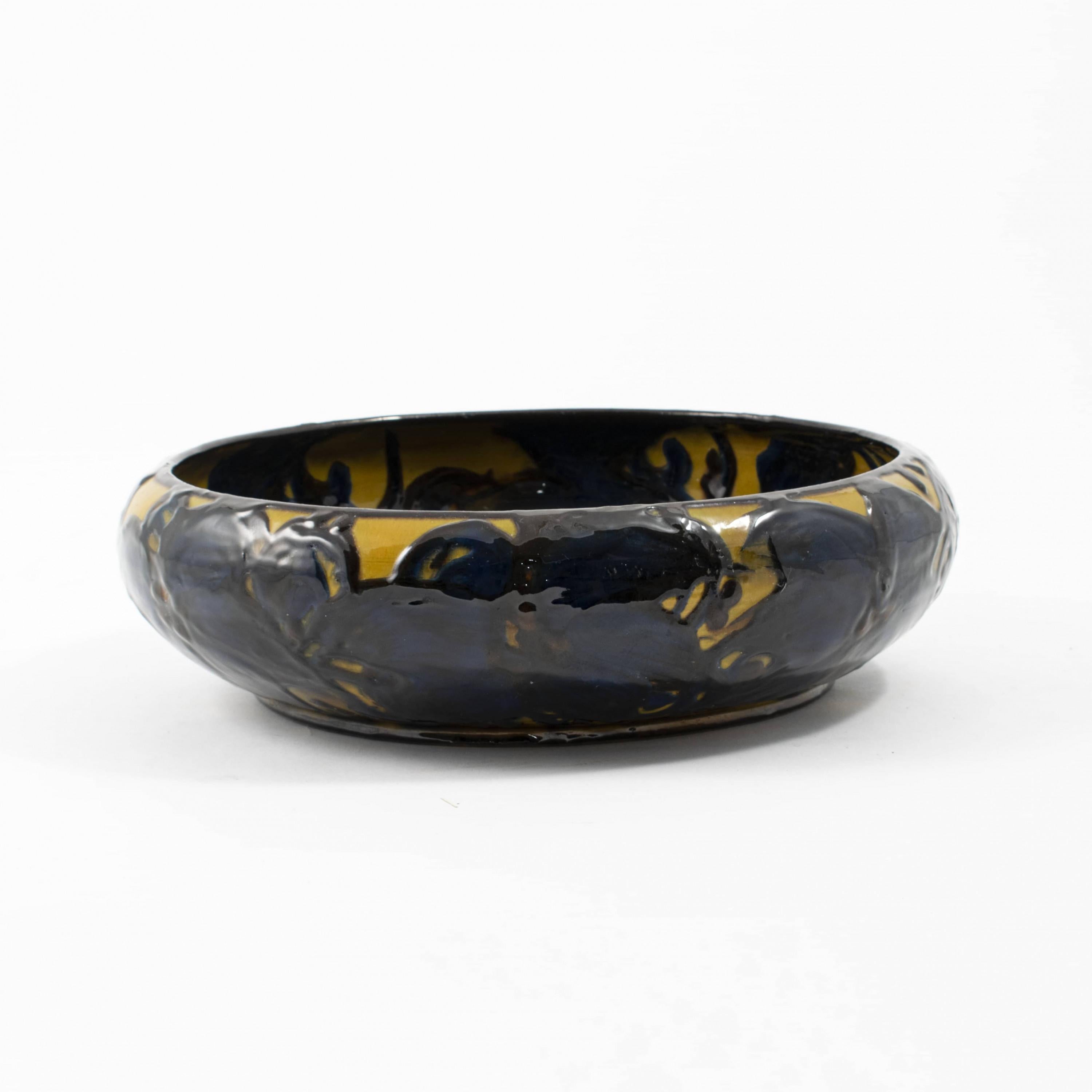 Glazed Kähler Ceramic Dish, Polychrome Decorated Glaze For Sale