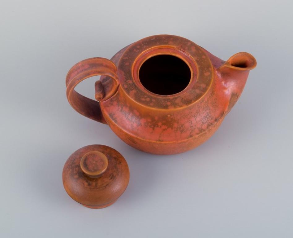 Ceramic Kähler, ceramic teapot with uranium glaze. Mid-20th century.