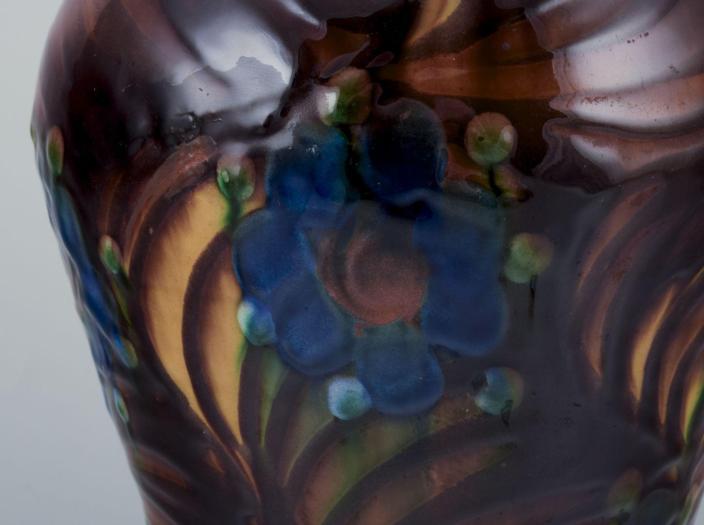 Smaltato Kähler, vaso in ceramica con la tecnica del corno di mucca. Ca 1930 in vendita