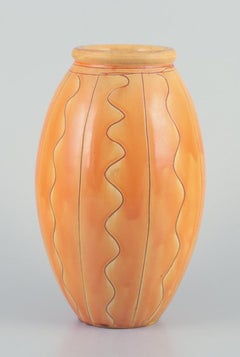 Kähler, Dänemark. Keramikvase aus Uranglasur. CIRCA 1930er Jahre.