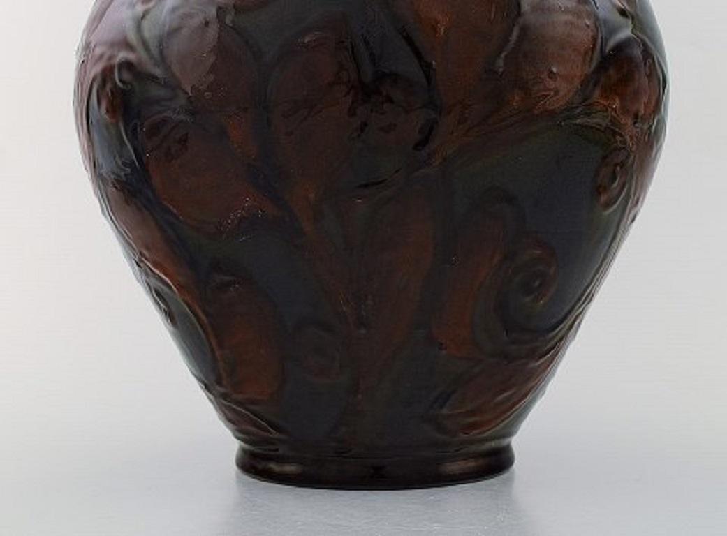Kähler, Denmark, Large Vase in Glazed Ceramics, Maroon Leaves on Blue Base In Good Condition In København, Copenhagen