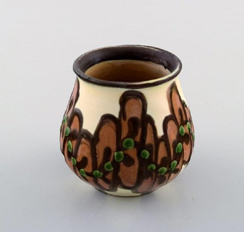 Kähler, HAK, Vase in Glazed Ceramics, Maroon Flowers on Light Base, 1930s-1940s In Good Condition For Sale In Copenhagen, DK