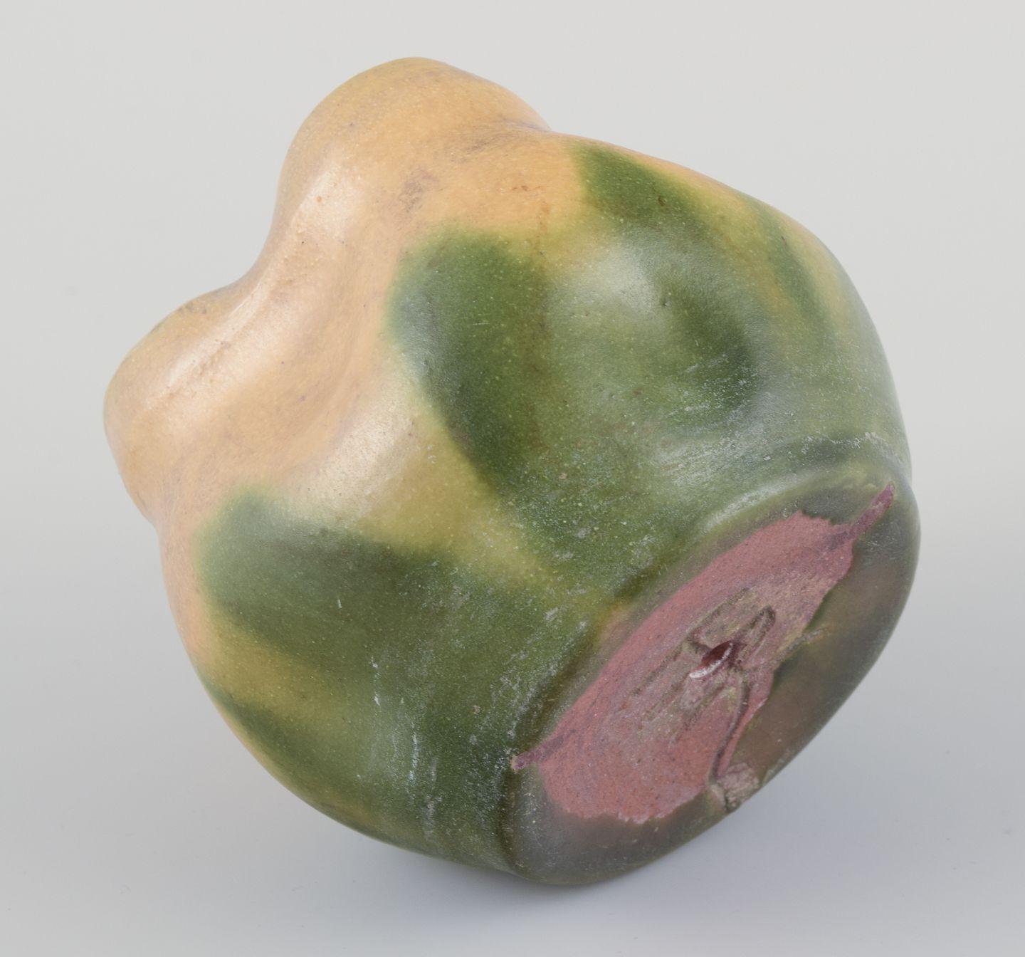 Early 20th Century Kähler, small ceramic plant pot. Art Nouveau style. Approx. 1910s. For Sale