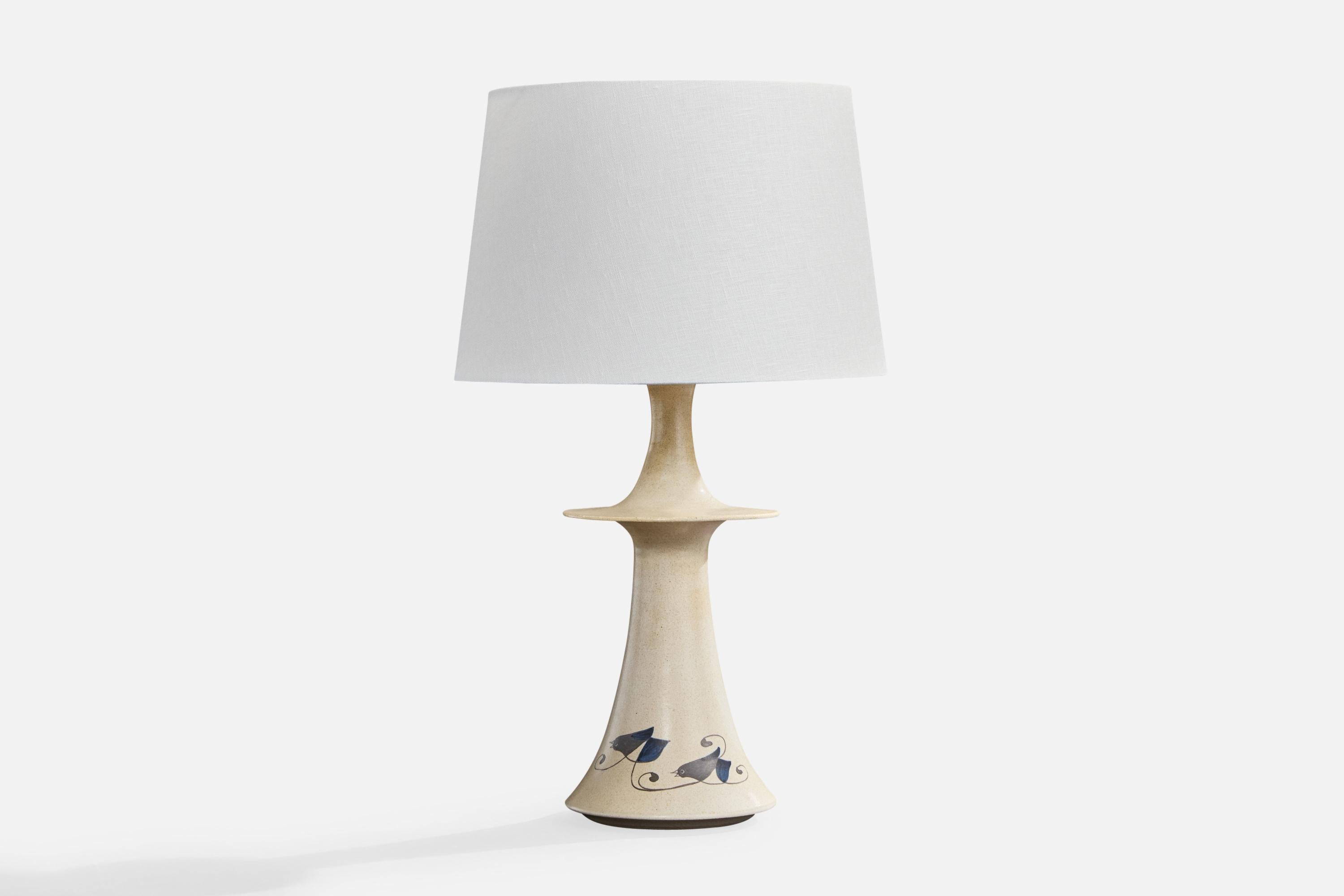 A grey-glazed hand-painted table lamp produced by Kähler, Denmark, c. 1950s.

Dimensions of Lamp (inches): 14.875