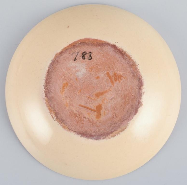 Kähler, zwei niedrige Schalen aus Keramik 1940er Jahre.  (Mitte des 20. Jahrhunderts) im Angebot