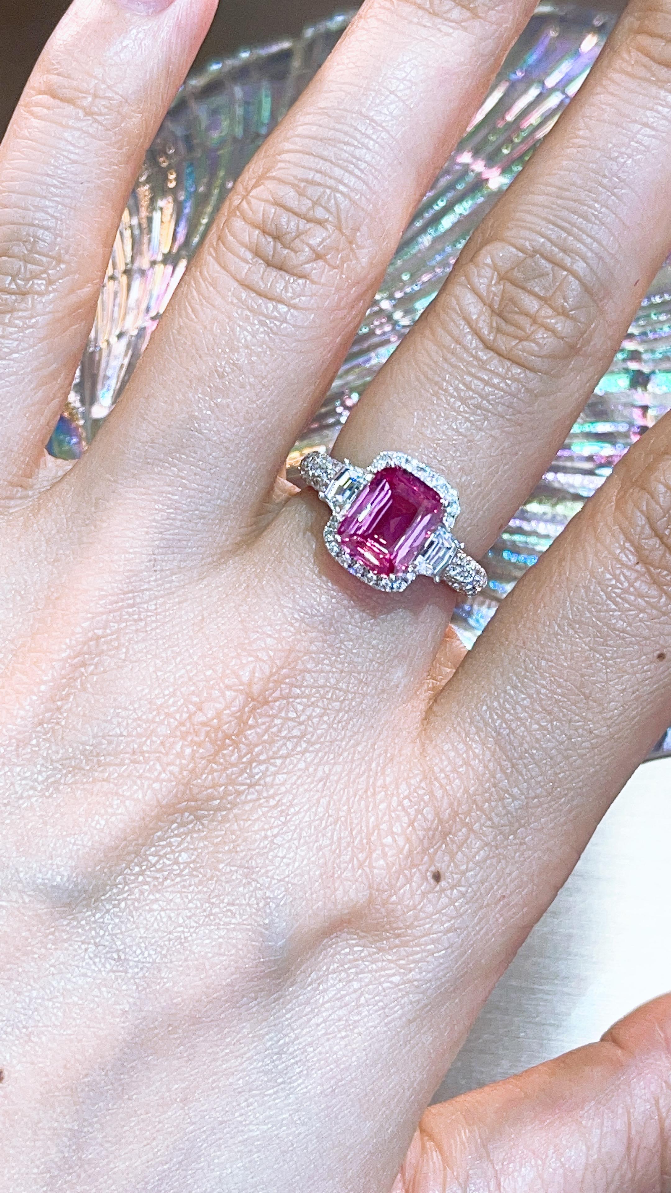 Emerald Cut GIA 2.64 Carat Purple- Pink Sapphire 18 Karat White Gold Engagement Ring For Sale