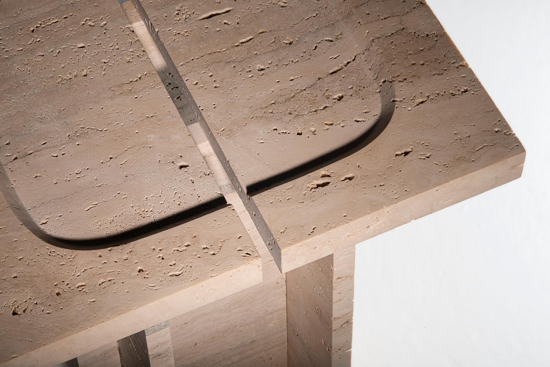 Stool Roman Travertine Biege Contemporary Handcrafted Kahn by Sanna Völker In condizioni Nuovo in vendita a Barcelona, ES