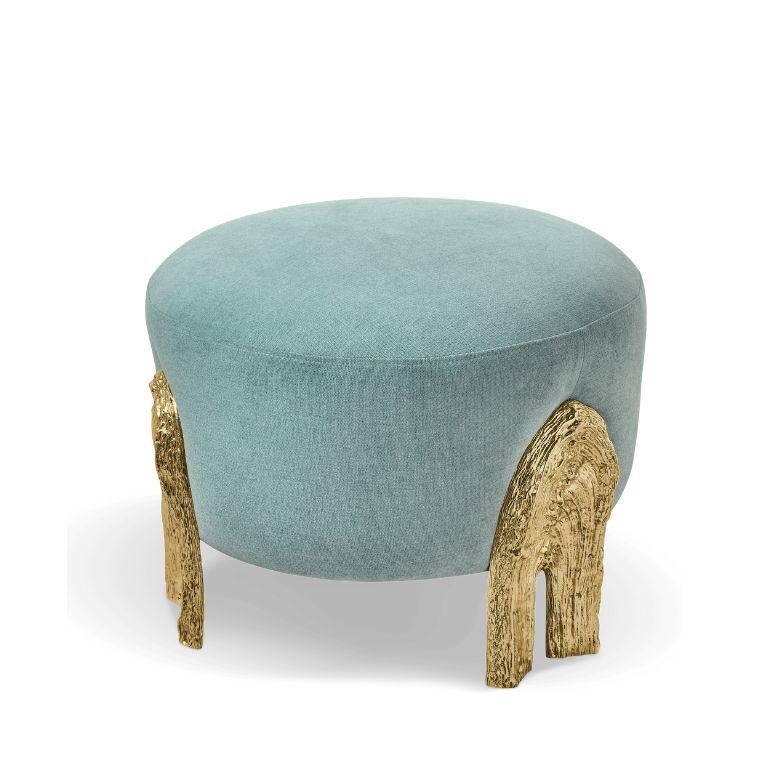 Organic Modern Kahy Stool – Organic Design with Elegant Brass Details for Bedroom & Living Room For Sale