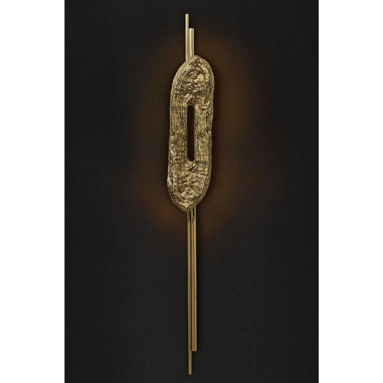 Antorcha Kahy: Iluminación de latón pulido con diseño orgánico - Lámpara decorativa elegante Hecho a mano en venta