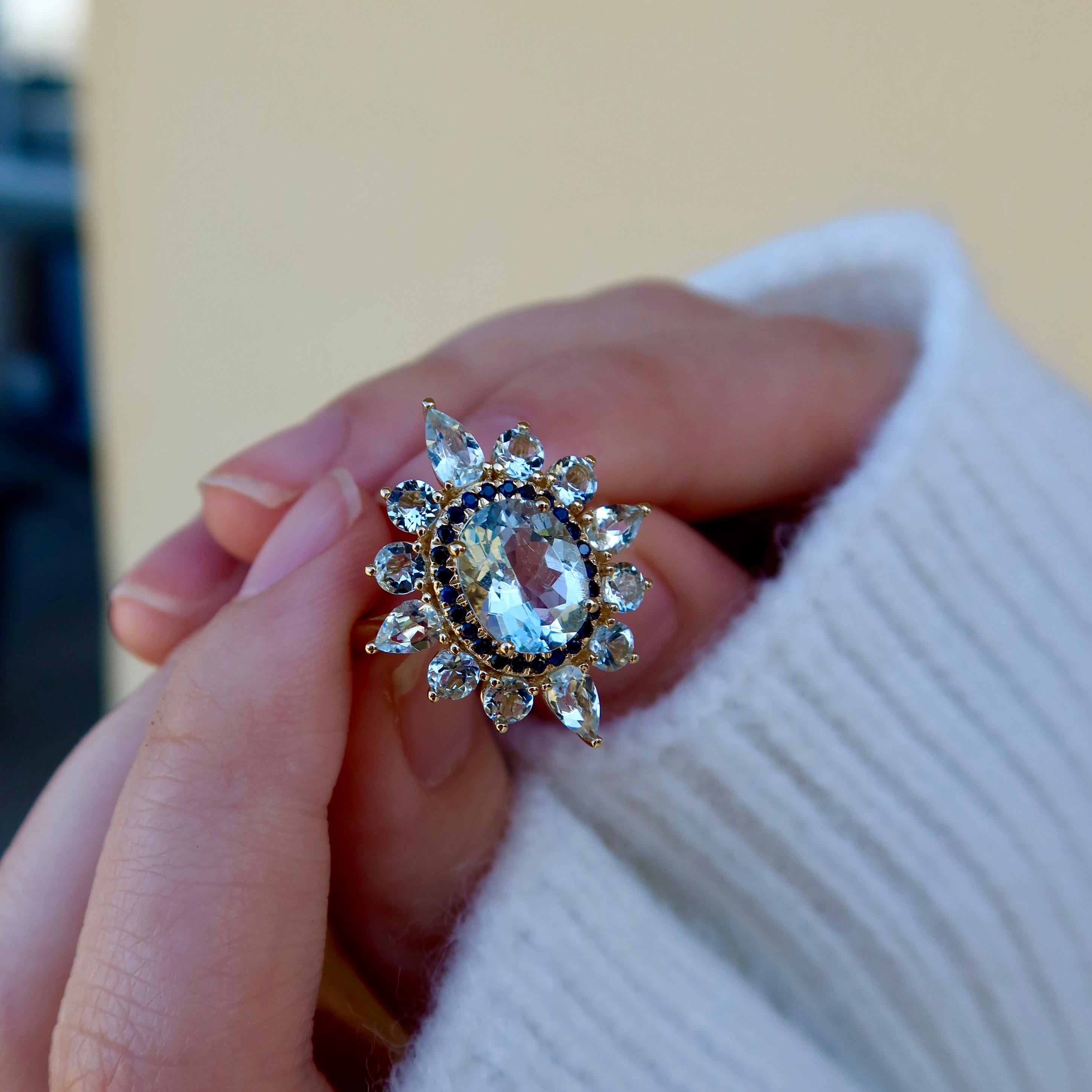 Modern Kai Aquamarine Sapphire Cocktail Ring in 14K Yellow Gold For Sale