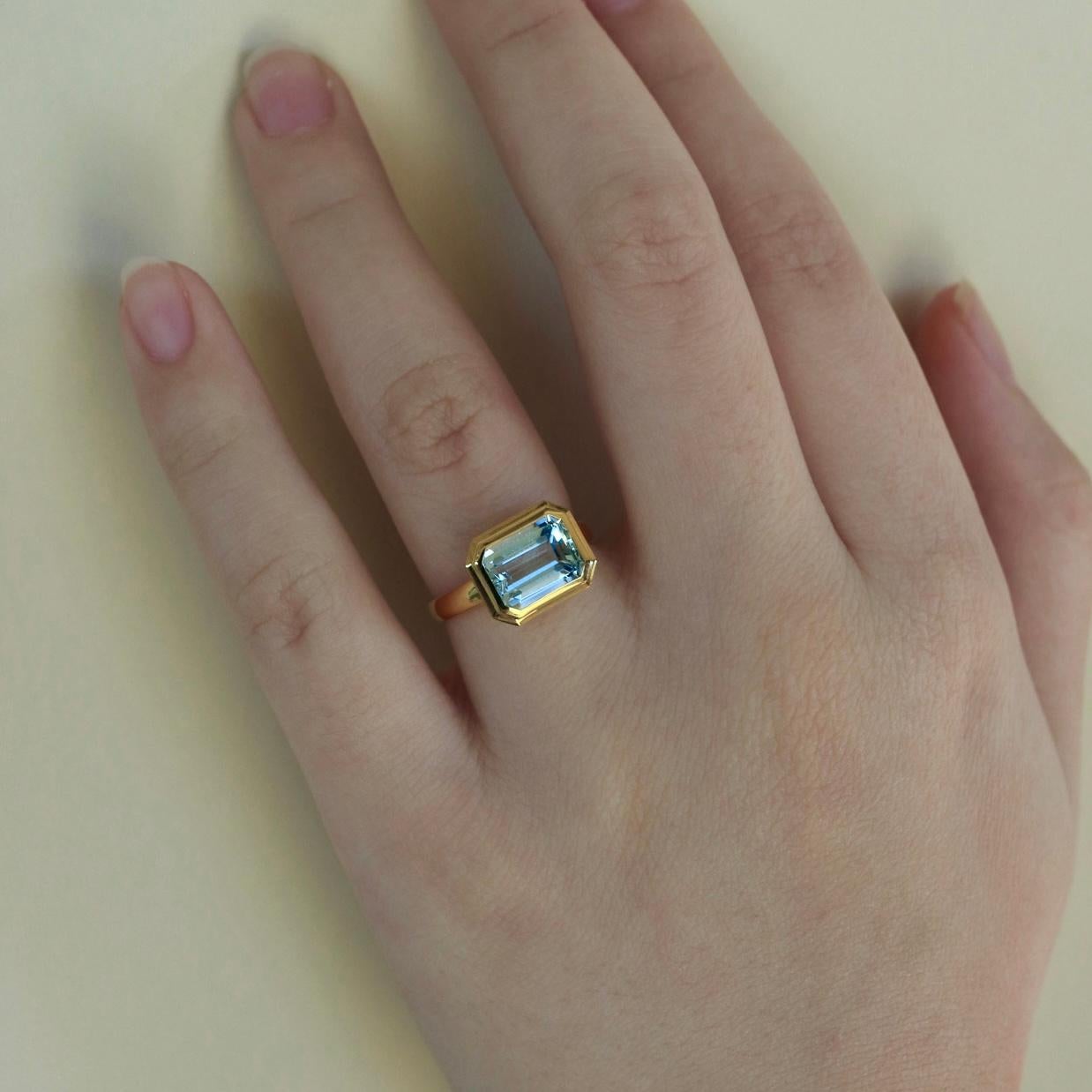 Women's Kai Bella East-West 2.2 ctw Emerald-Cut Aquamarine Ring For Sale