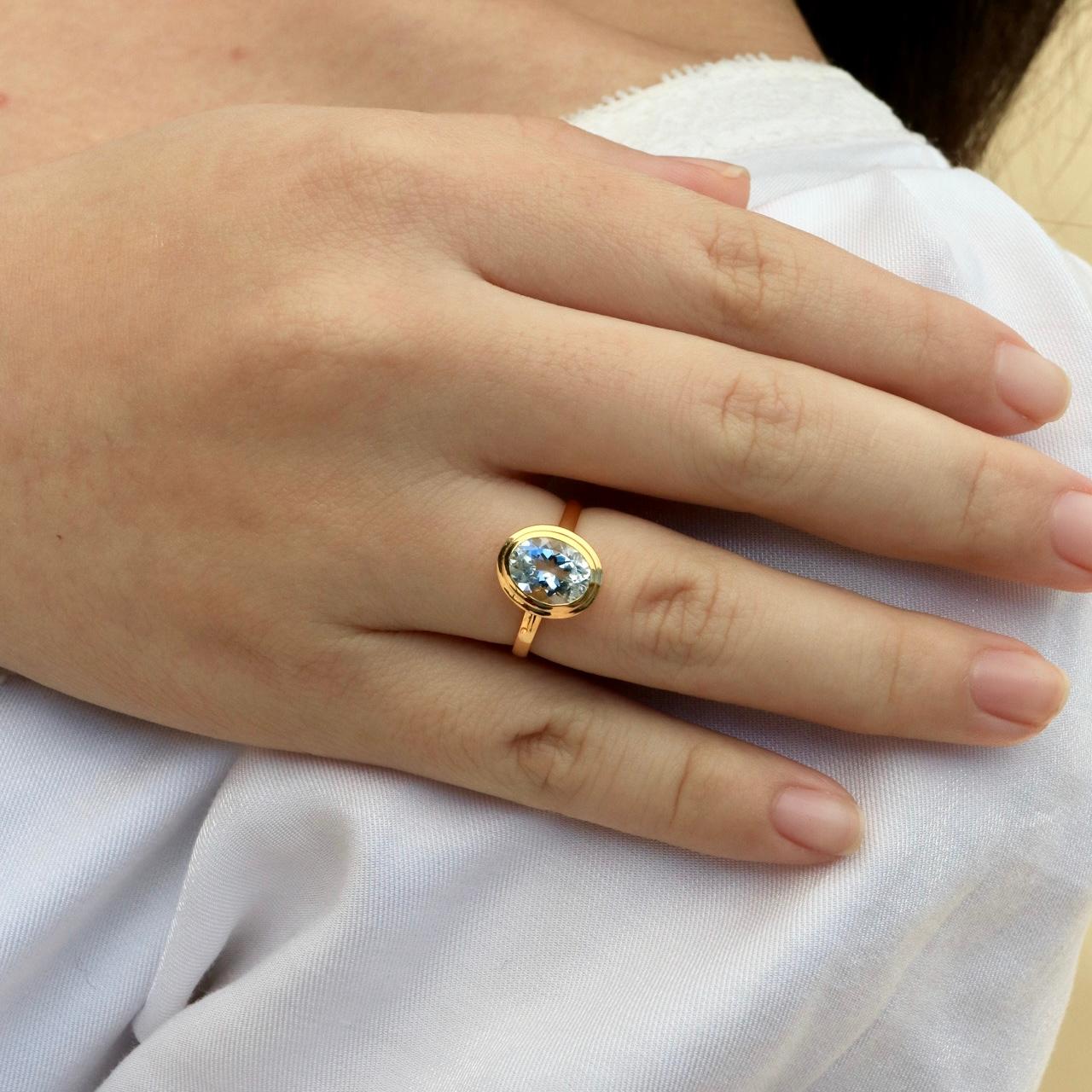 Kai Bella Oval Aquamarine Ring For Sale 1