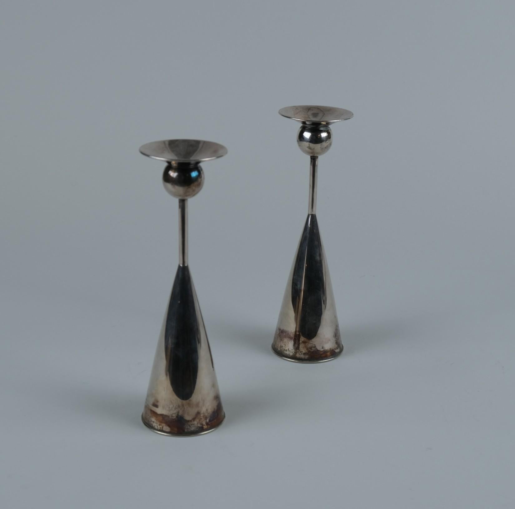 Finlandese Kai Blomqvist Coppia di portacandele in argento, Kultakeskus Oy 1965 in vendita