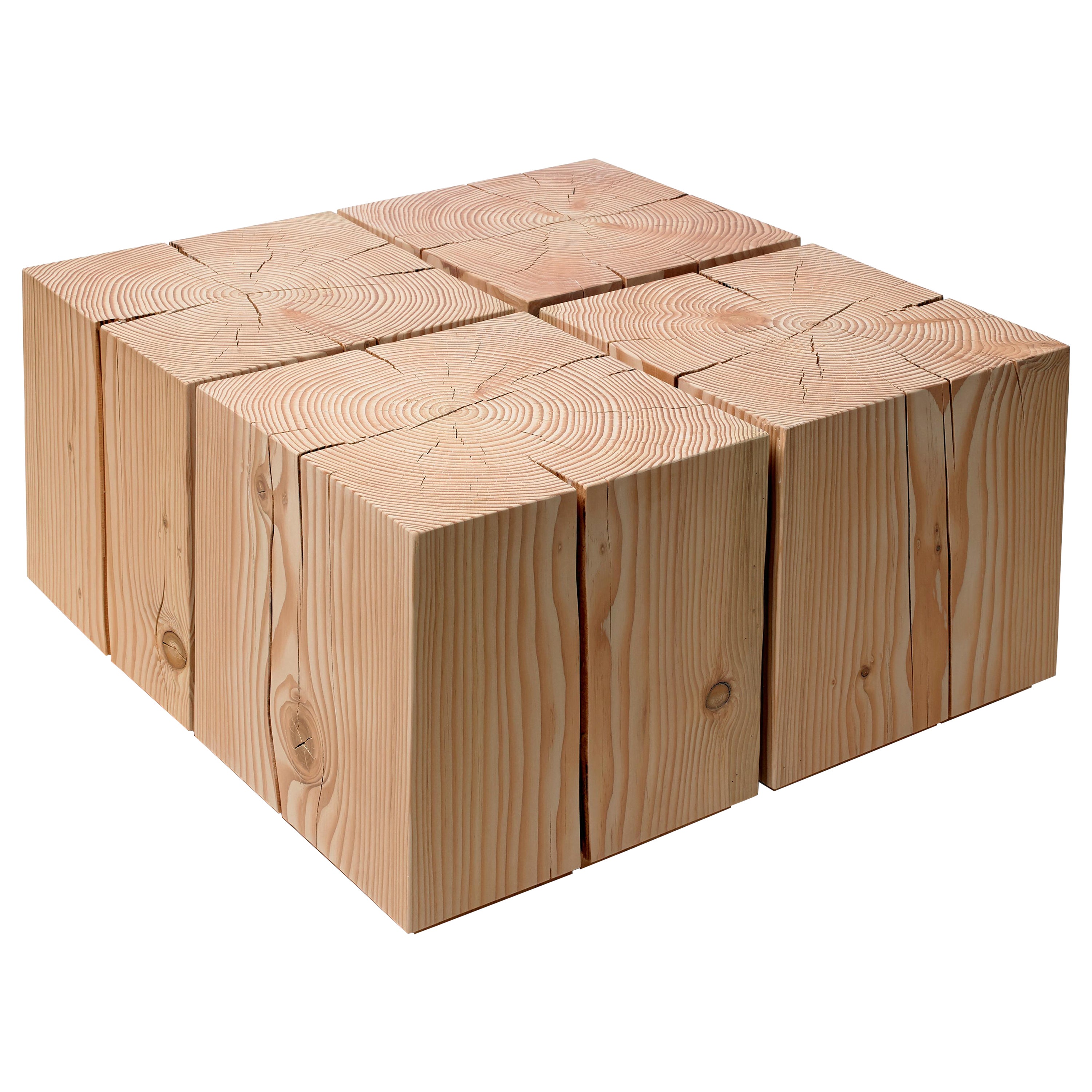 Juego de mesa baja Kai Cube en abeto Douglas natural by Muebles Autónomos