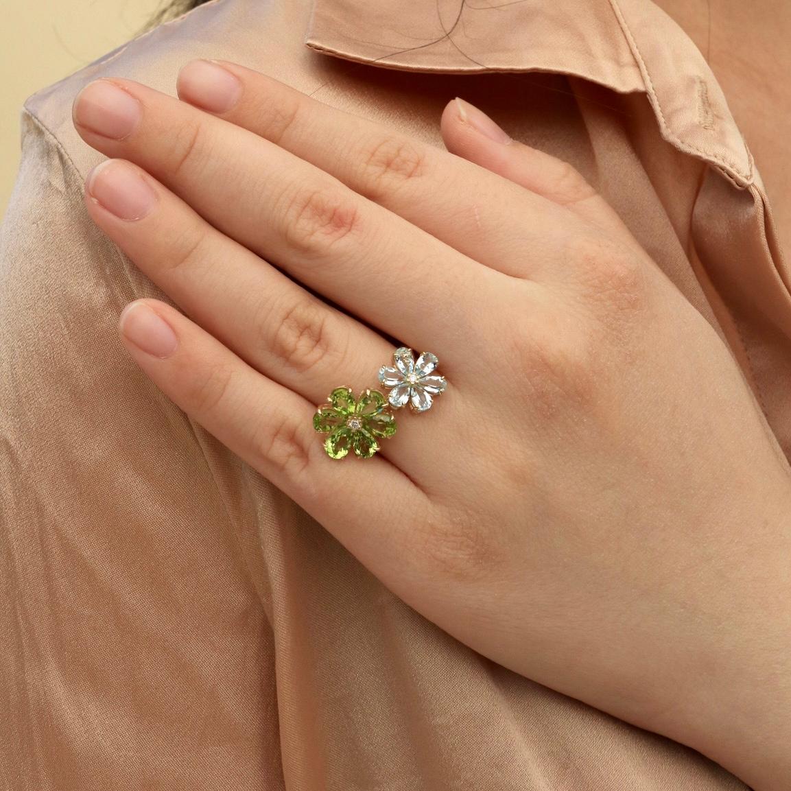 Kai Flora Blossom Periot and Aquamarine Diamond Cocktail Ring In New Condition For Sale In Rowland Heights, CA