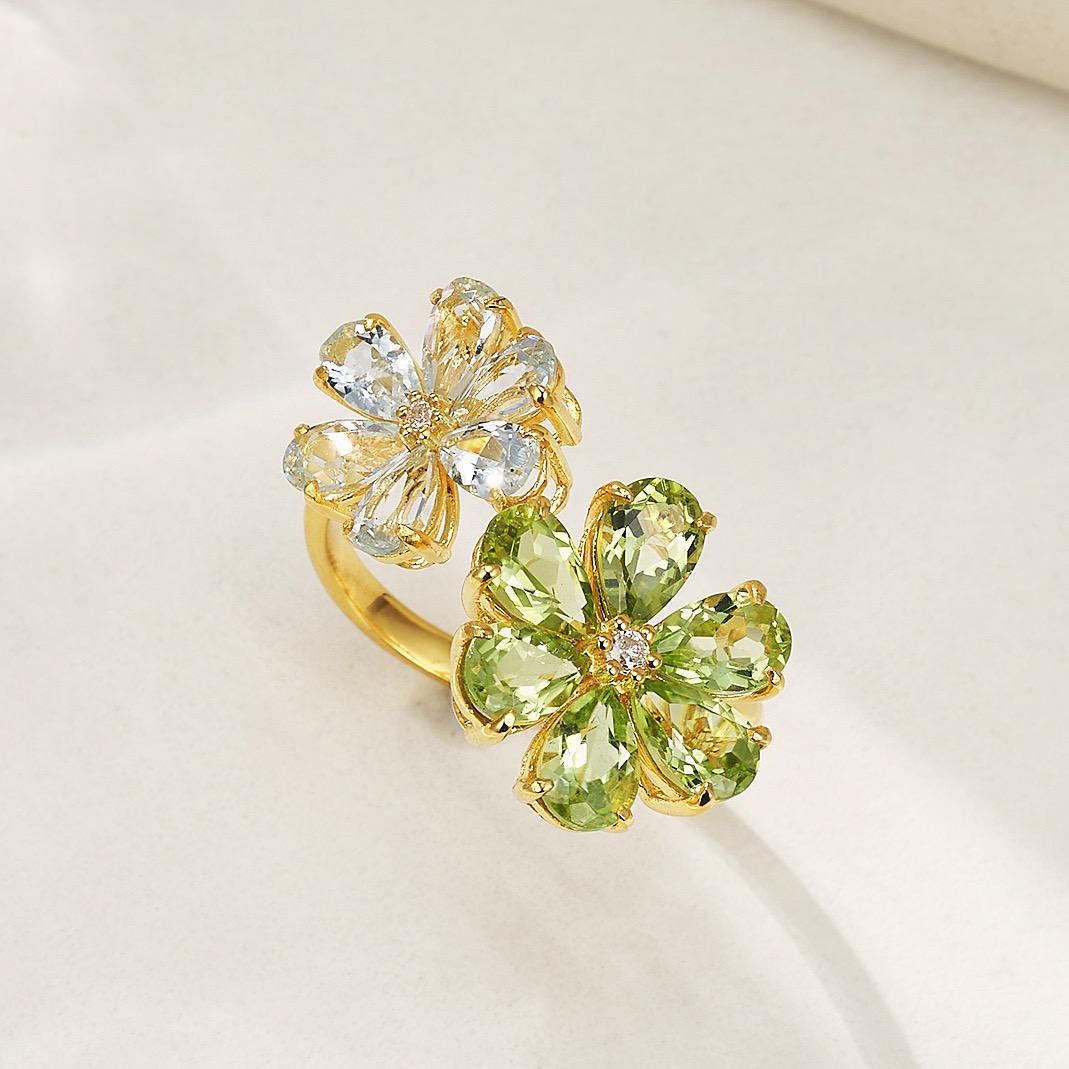 Women's Kai Flora Blossom Periot and Aquamarine Diamond Cocktail Ring For Sale