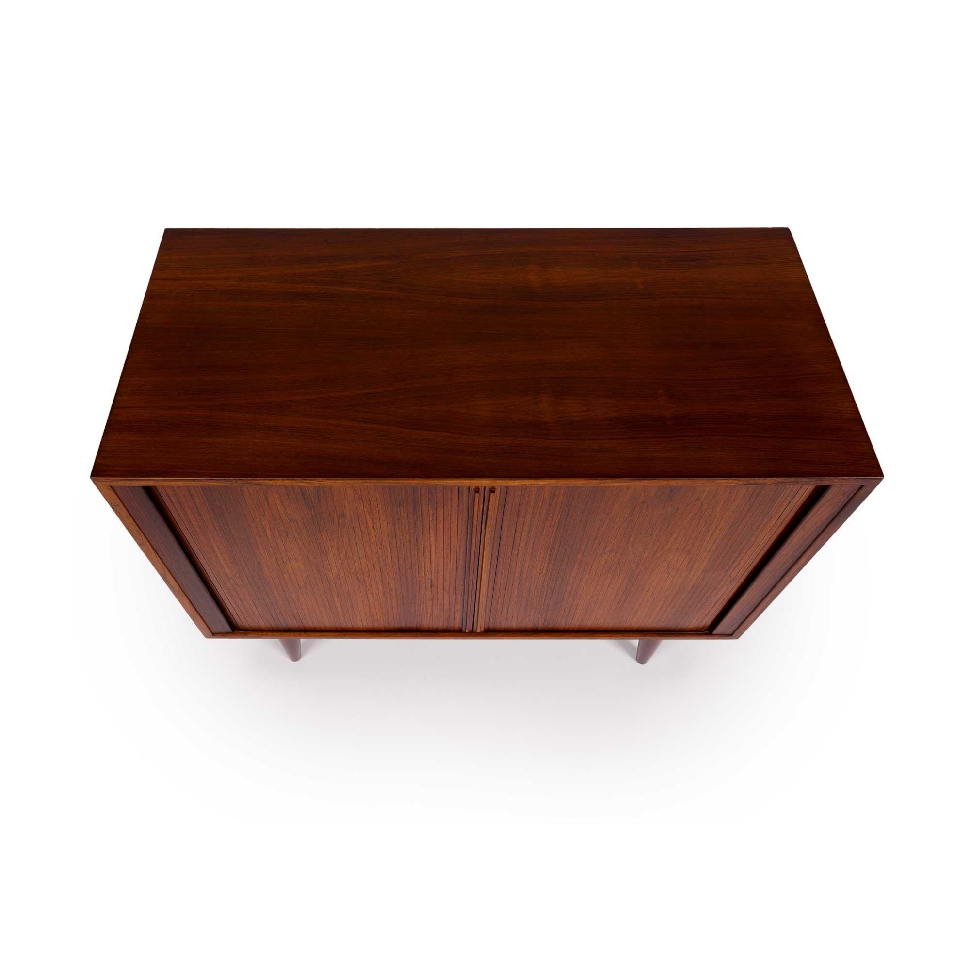Kai Kristensen Rosewood Tambour Door Cabinet Sideboard / Media Cabinet en vente 2