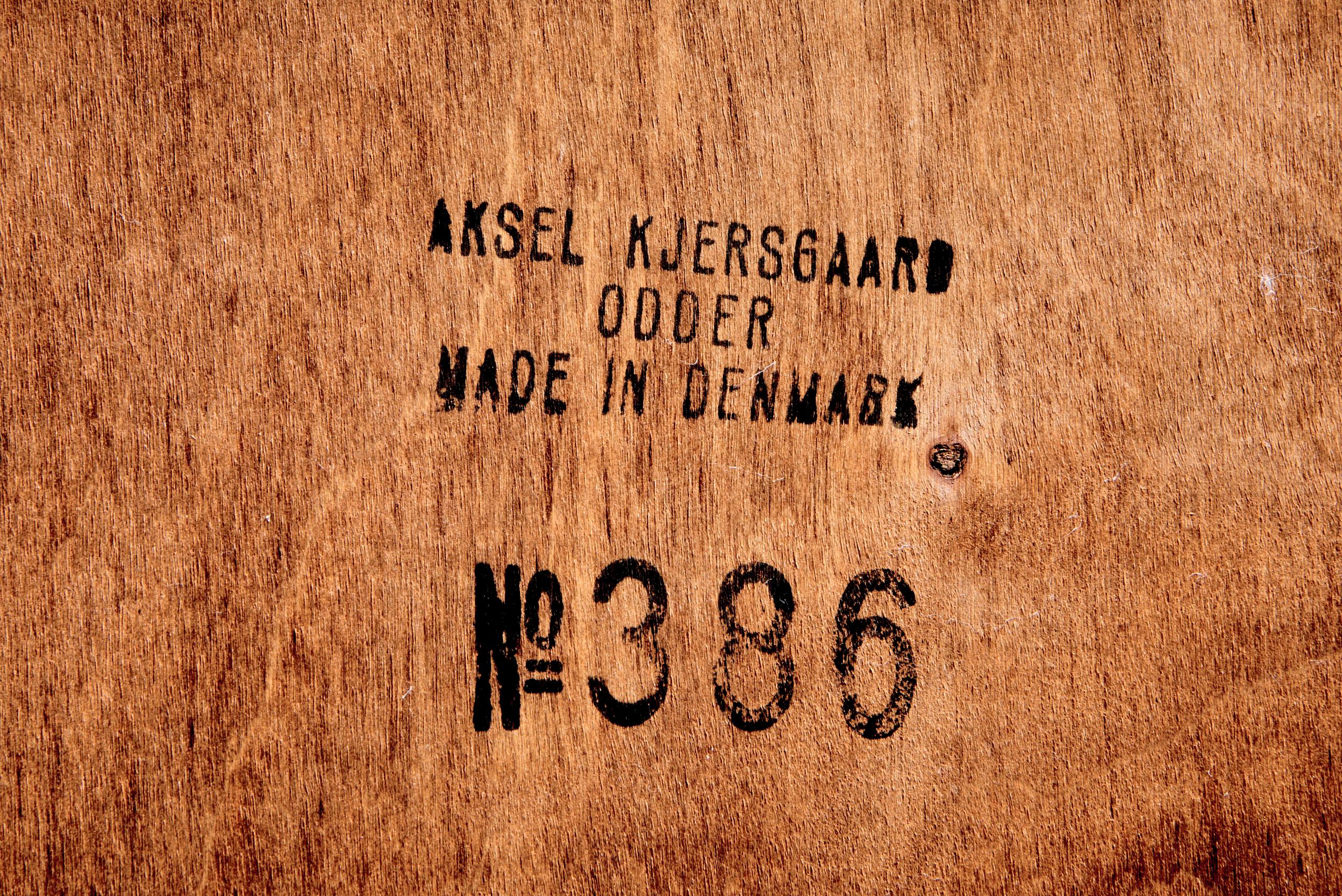 Kai Kristiansen 386 Comodino o tavolino in teak per Aksel Kjersgaard in palissandro in vendita 4