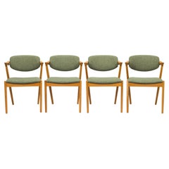 Kai Kristiansen, ensemble de quatre chaises en forme de "Z-Chair", Danemark, années 1960