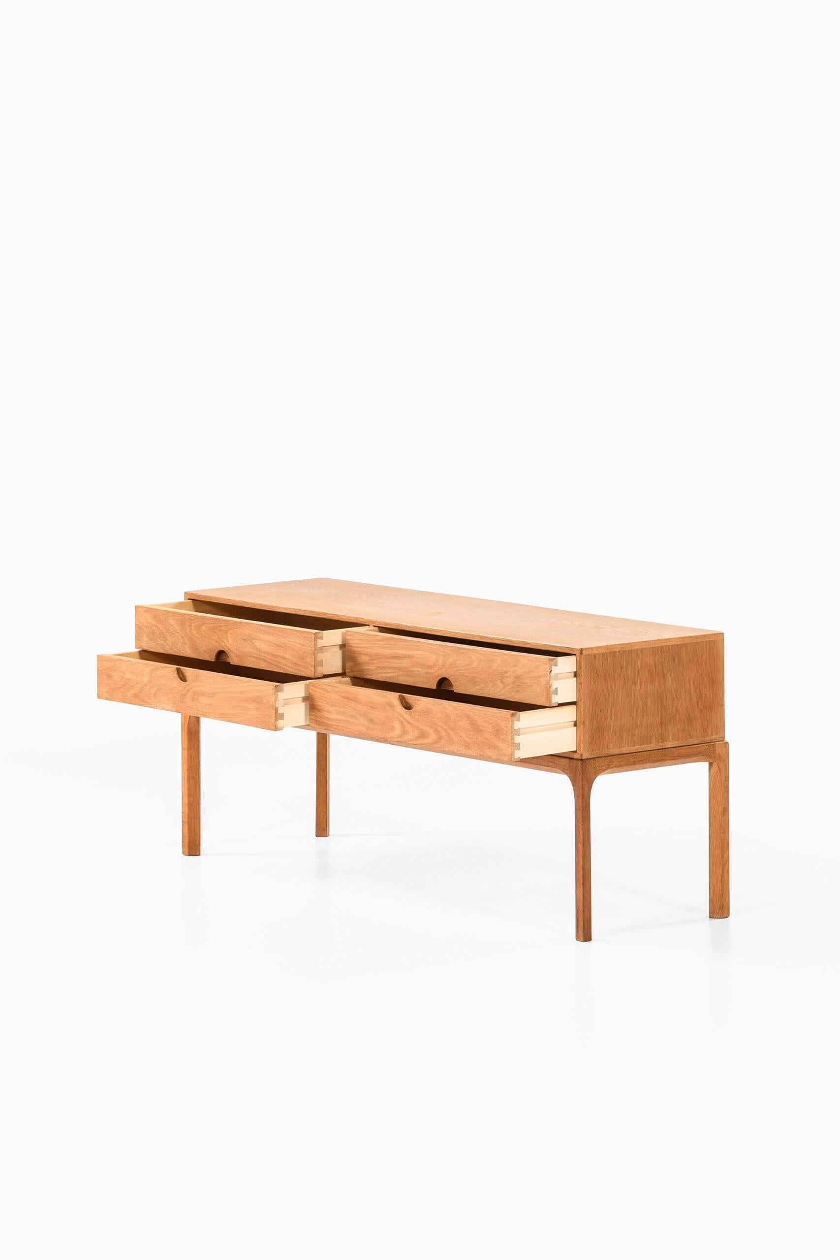 Kai Kristiansen Bureau / Side Table Model 394 by Aksel Kjersgaard in Denmark In Good Condition For Sale In Limhamn, Skåne län