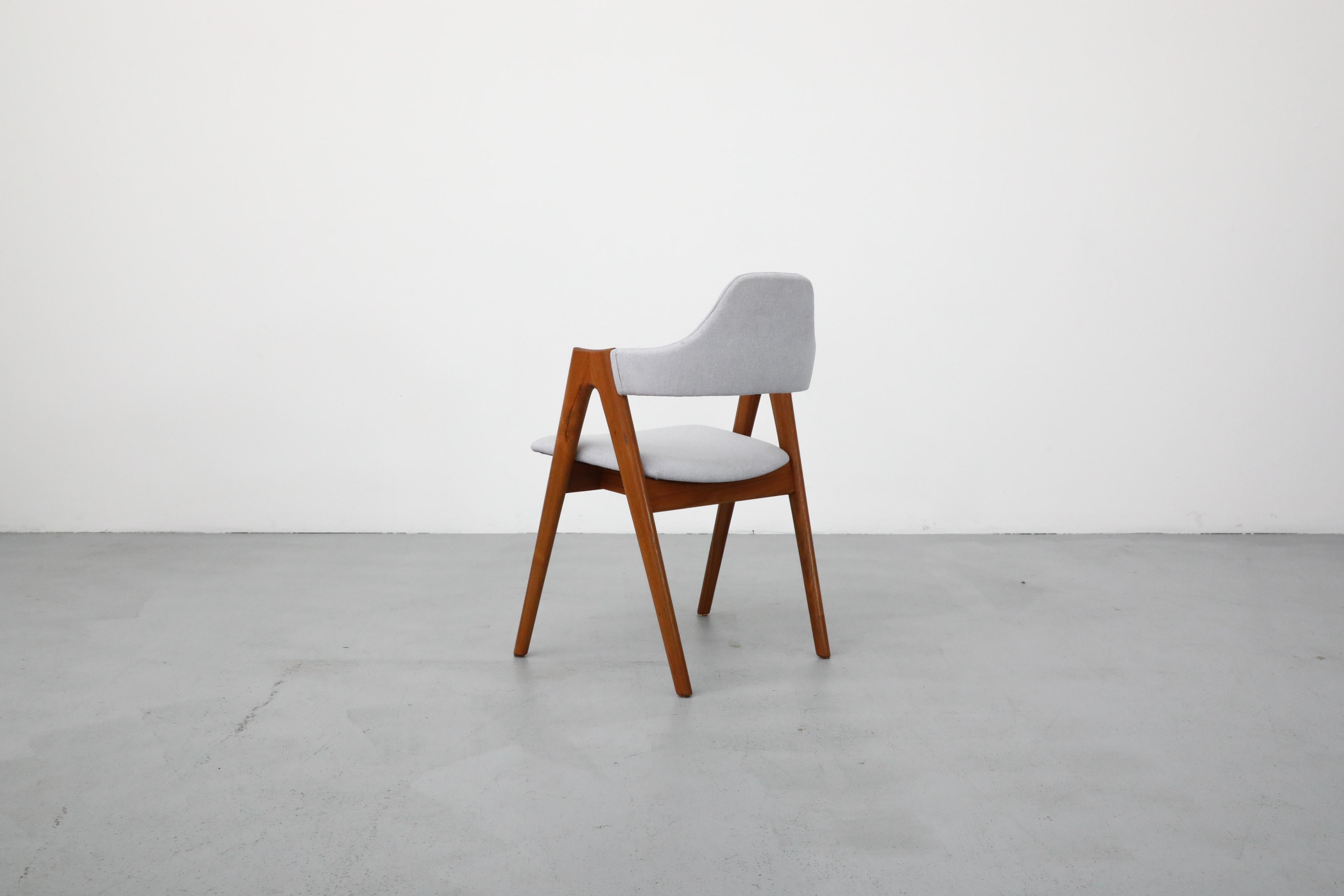 Kai Kristiansen Compass Chair with Oak Frame and Light Gray Blue Upholstery In Good Condition In Los Angeles, CA