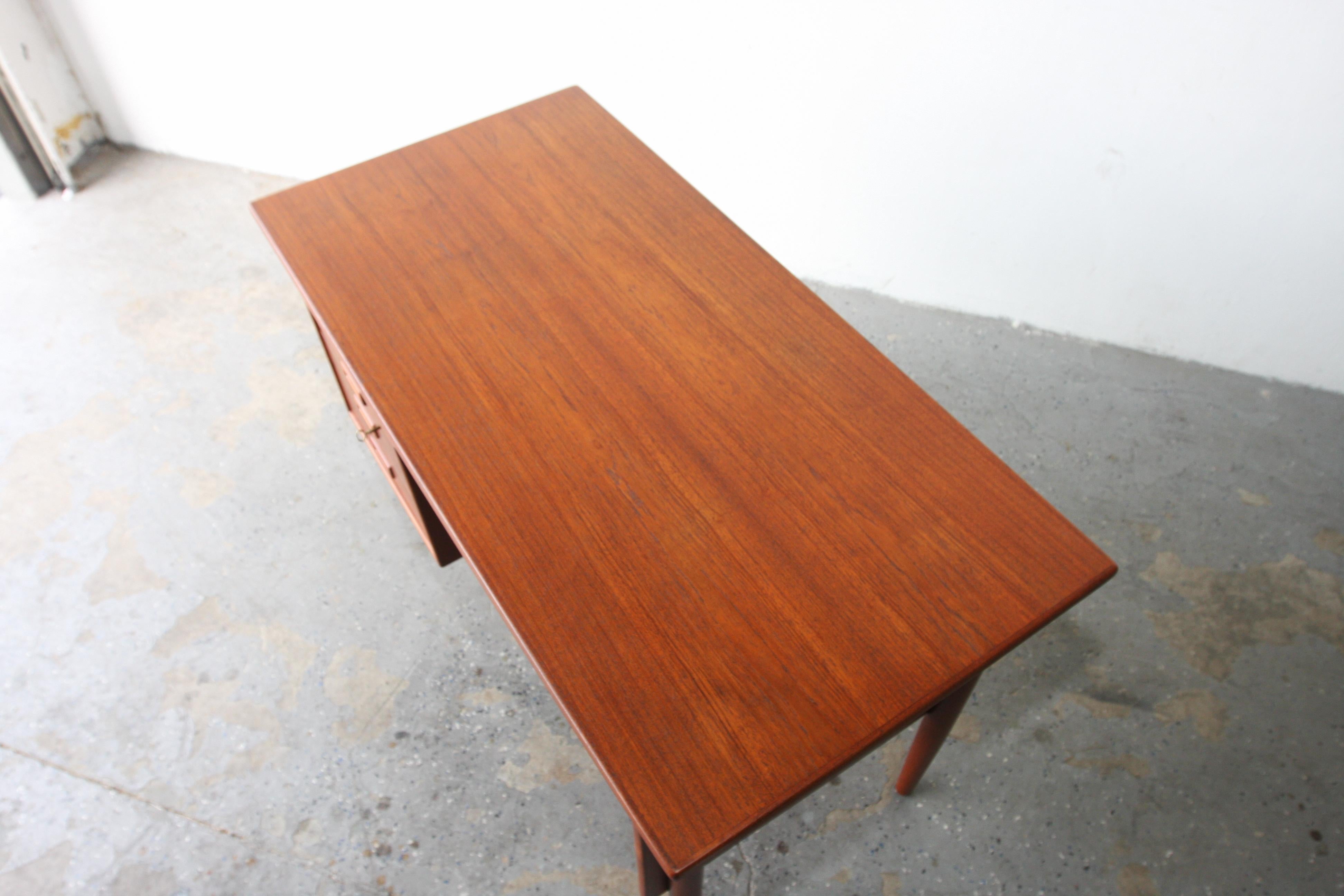 Kai Kristiansen Danish Modern Three-Drawer Floating Top Teak Desk w/ Bookshelf 9