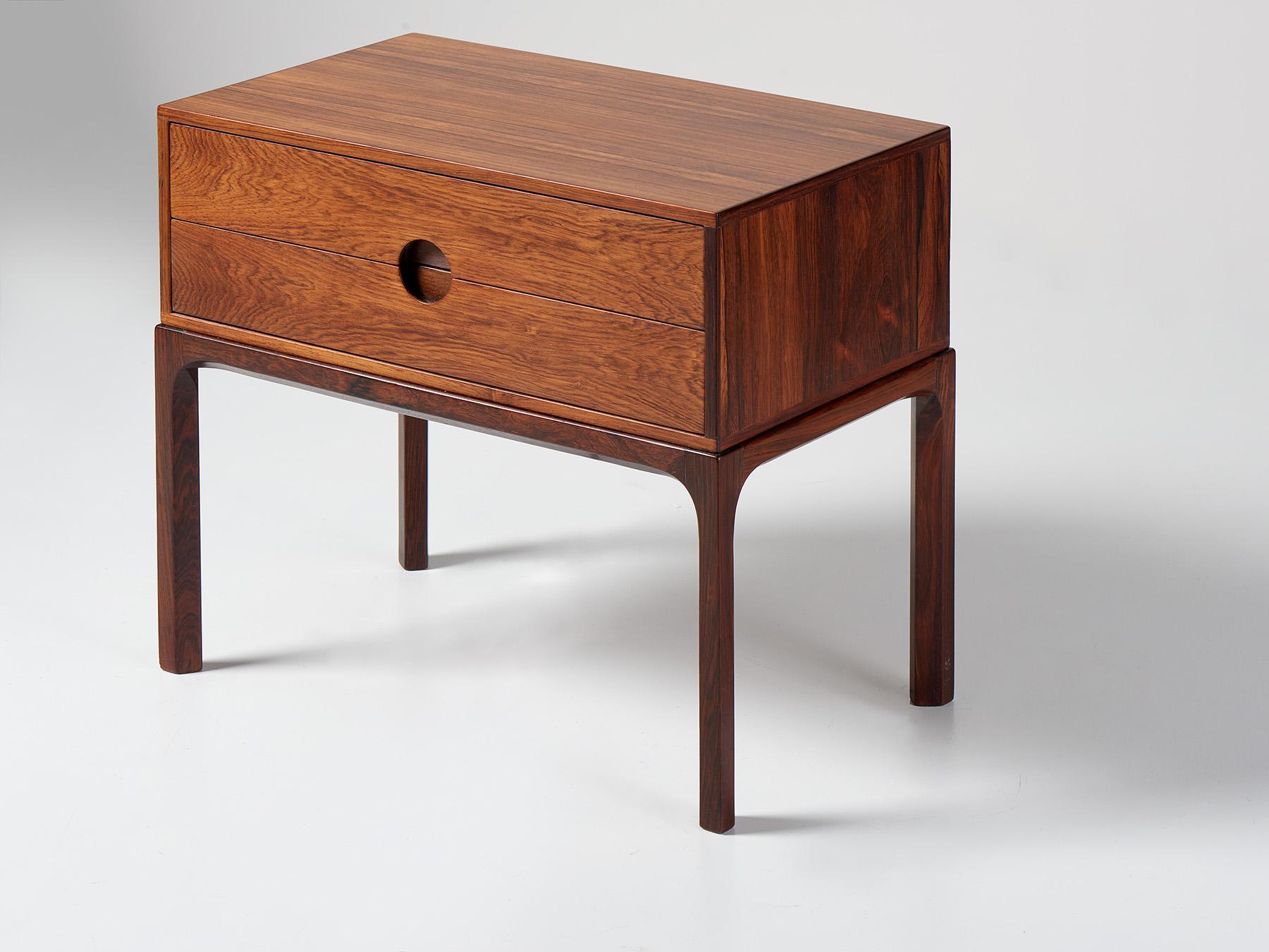 Scandinavo moderno Comodino in palissandro danese Kai Kristiansen, anni '50 in vendita