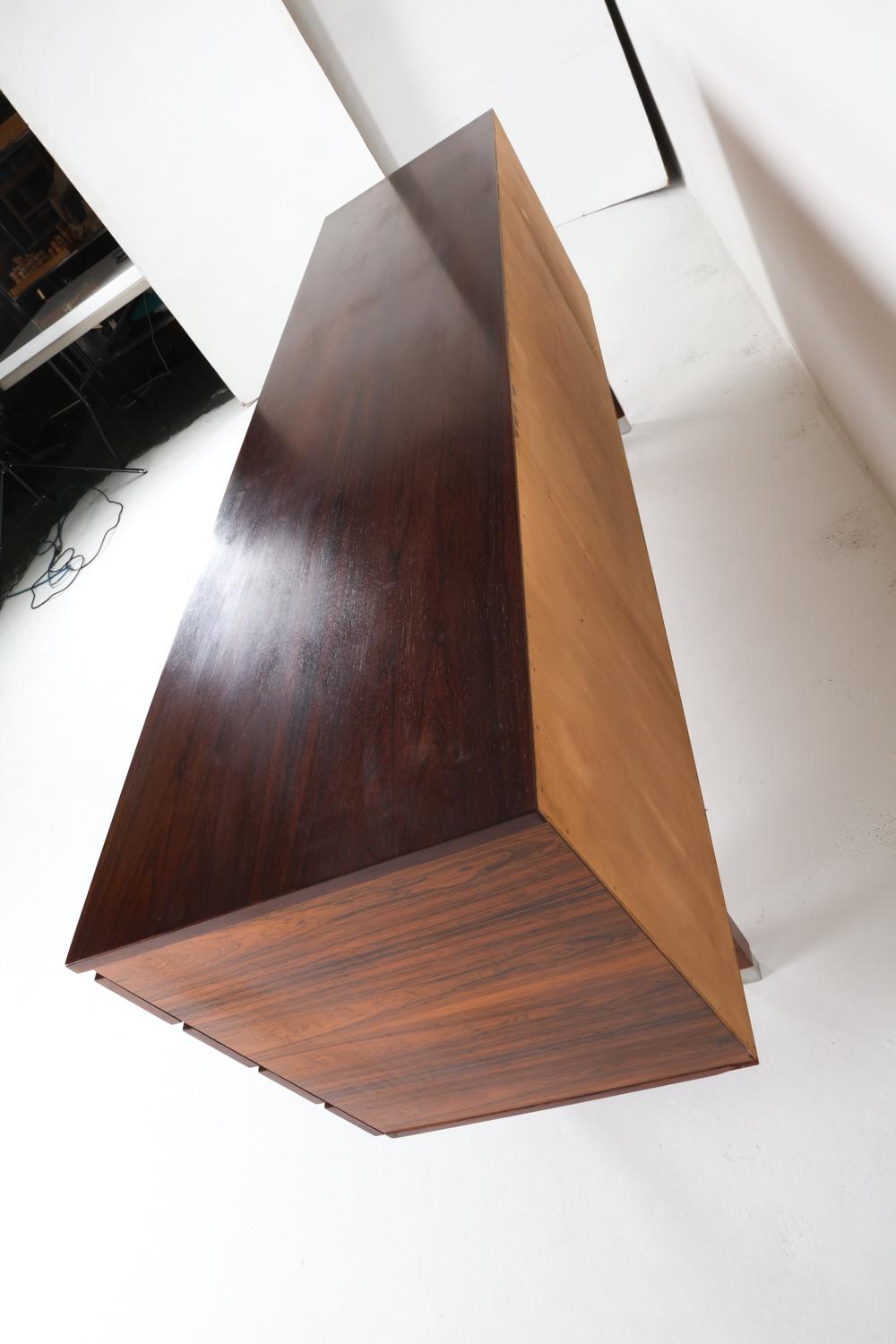 Credenza in palissandro danese di Kai Kristiansen, anni '60 circa in vendita 5