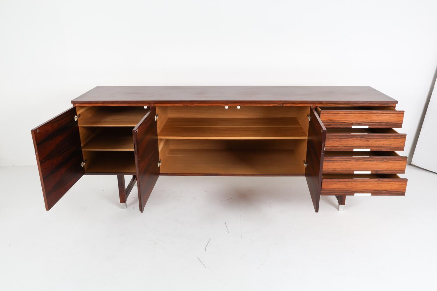 Credenza in palissandro danese di Kai Kristiansen, anni '60 circa in vendita 7