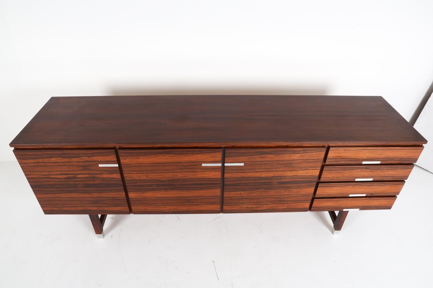 Danese Credenza in palissandro danese di Kai Kristiansen, anni '60 circa in vendita